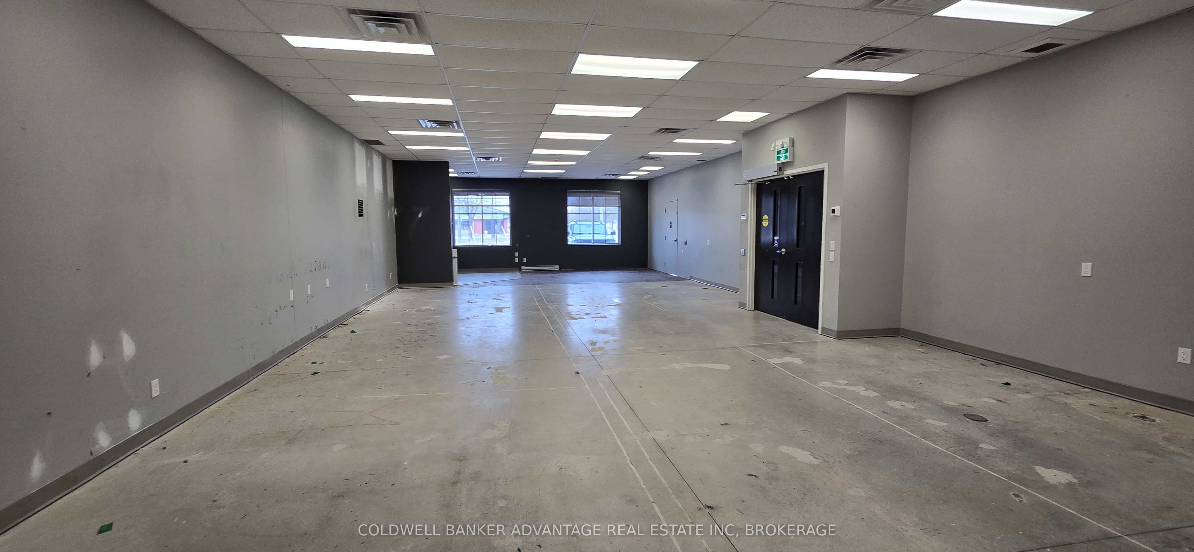 427 Steele Street Property Photo 7