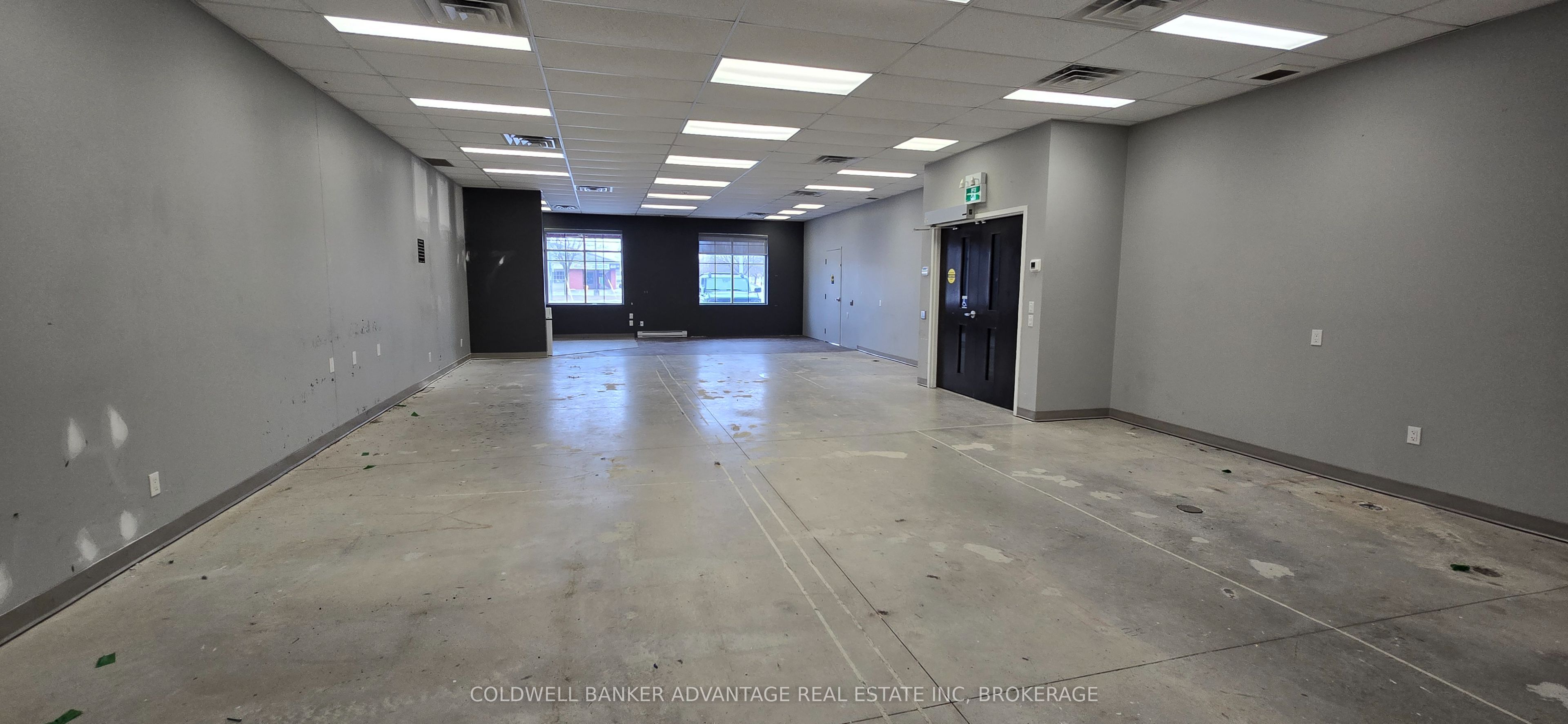 427 Steele Street Property Photo 8