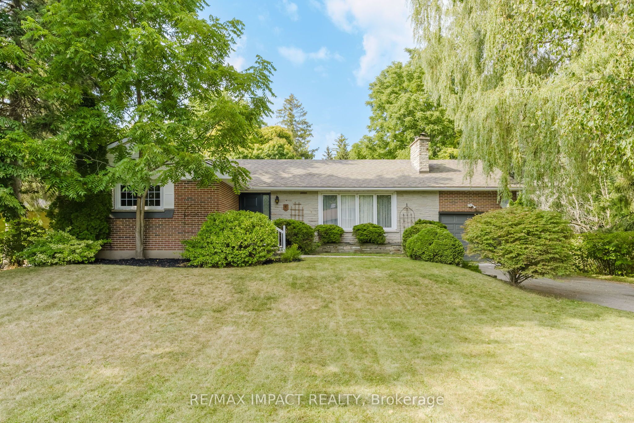 5 Acadia Drive Property Photo 1