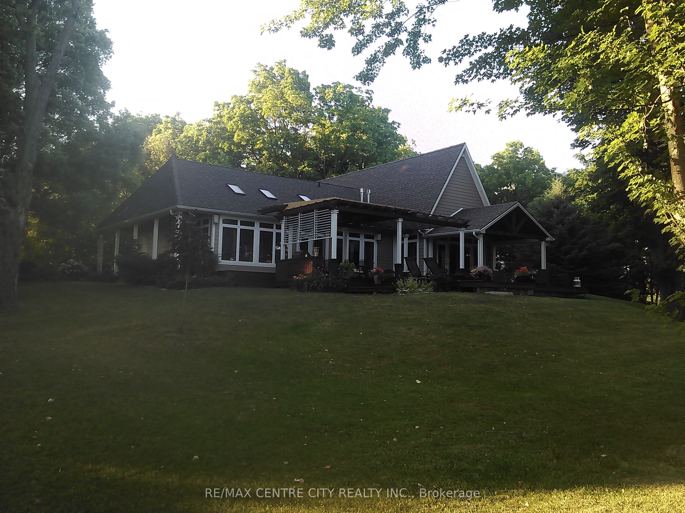 33875 5th Line Property Photo 1