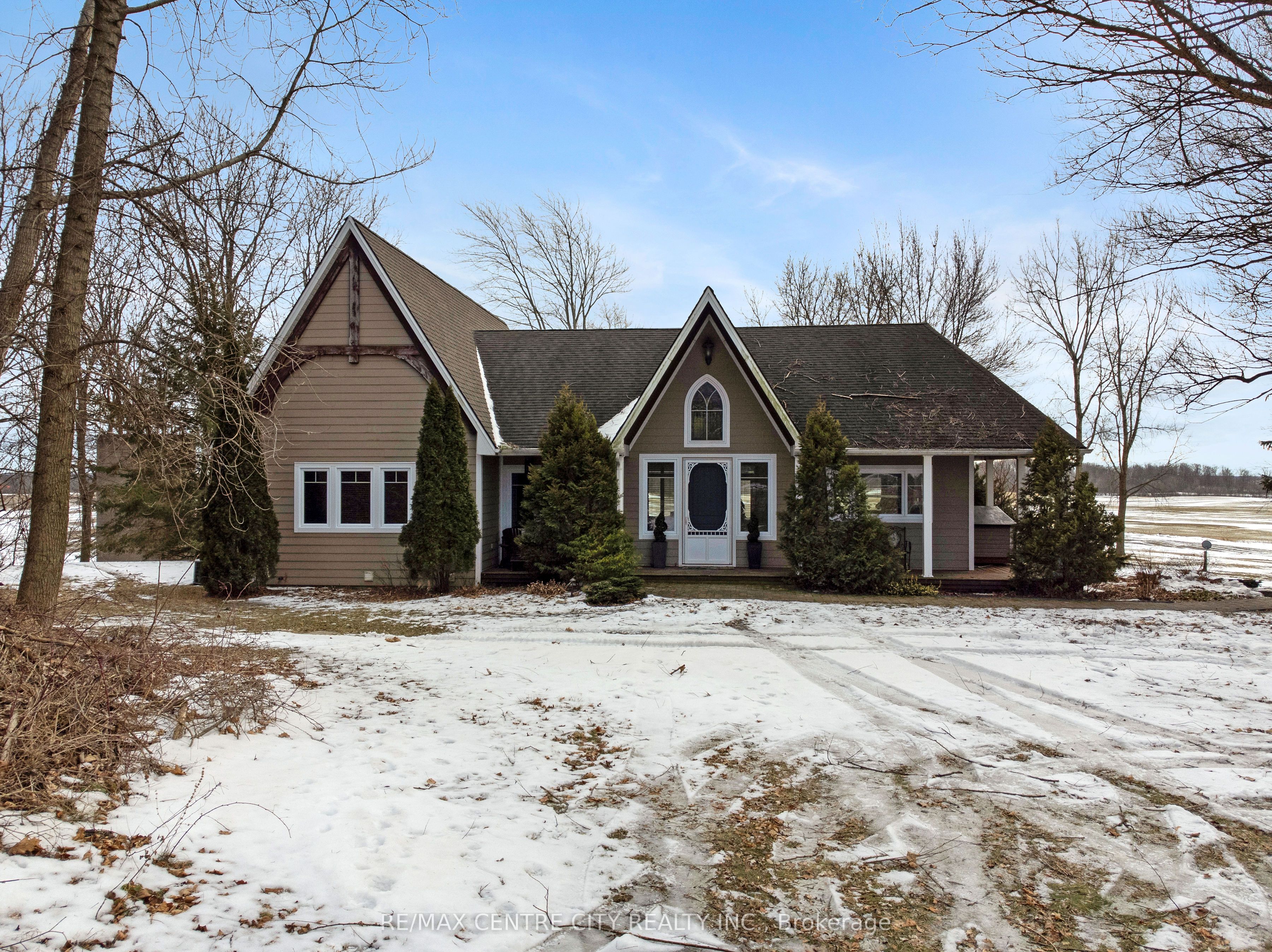 33875 Fifth Line Property Photo 5
