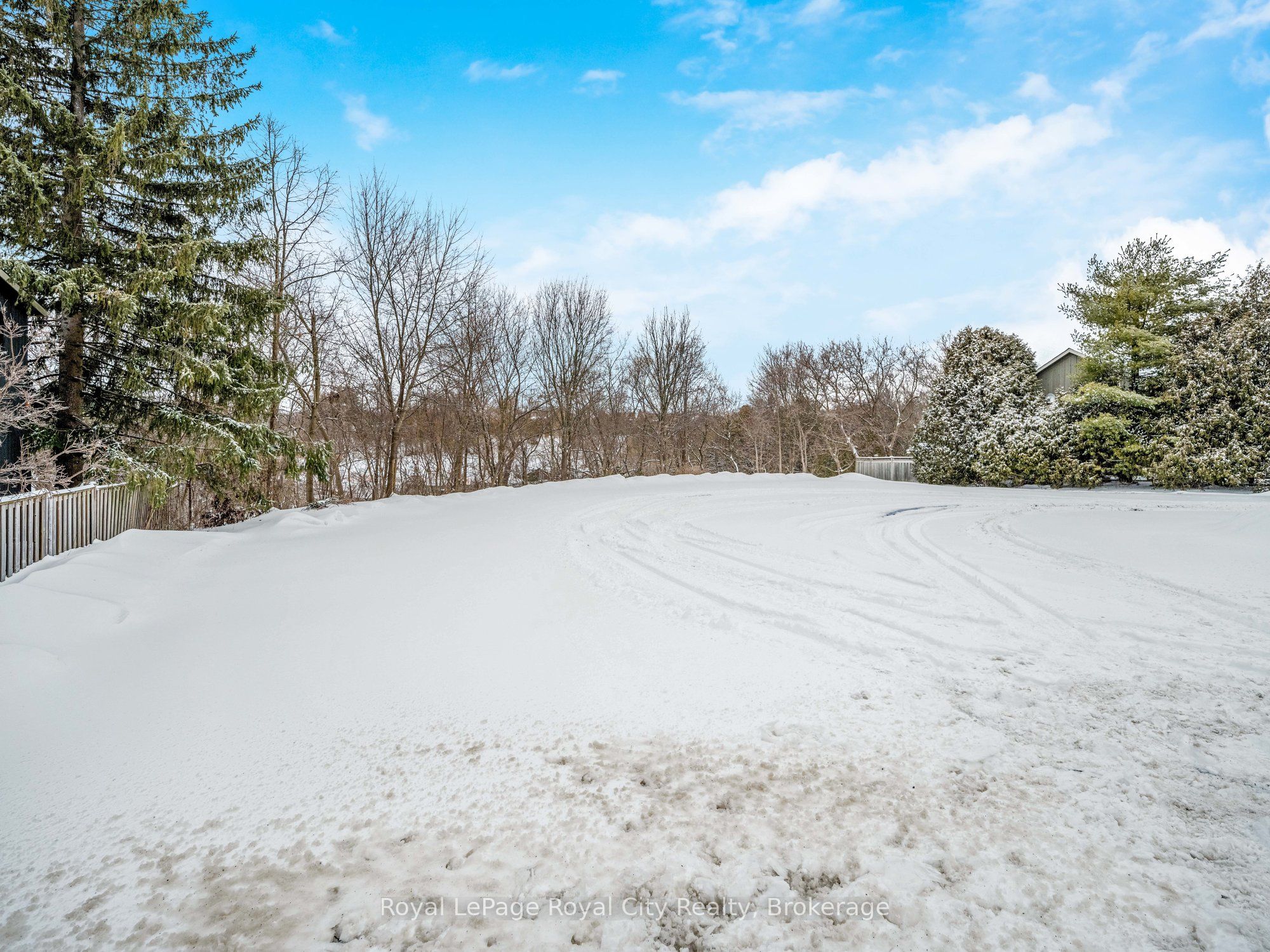 112 Harris Street Property Photo 4