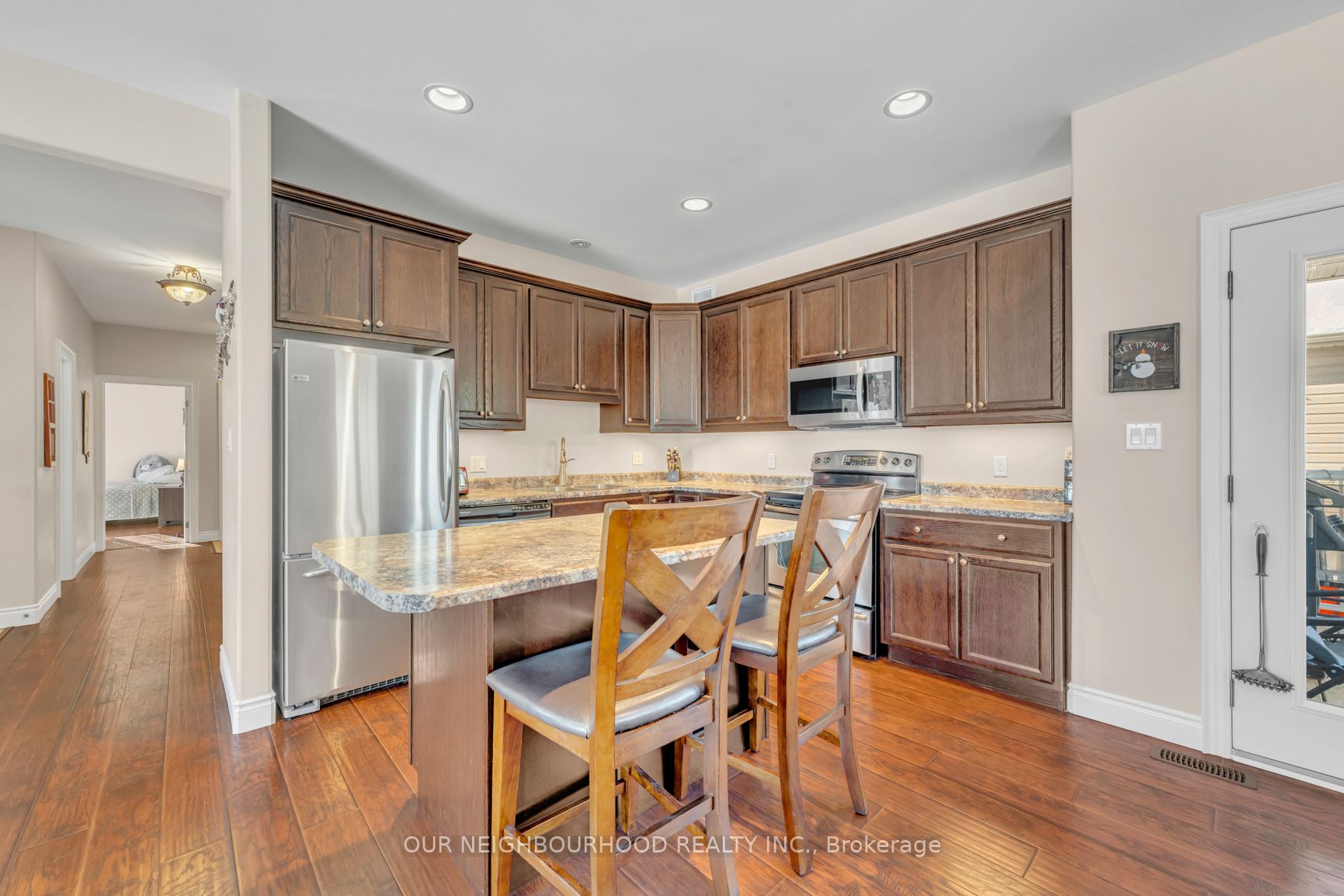 16 Cortland Property Photo 9