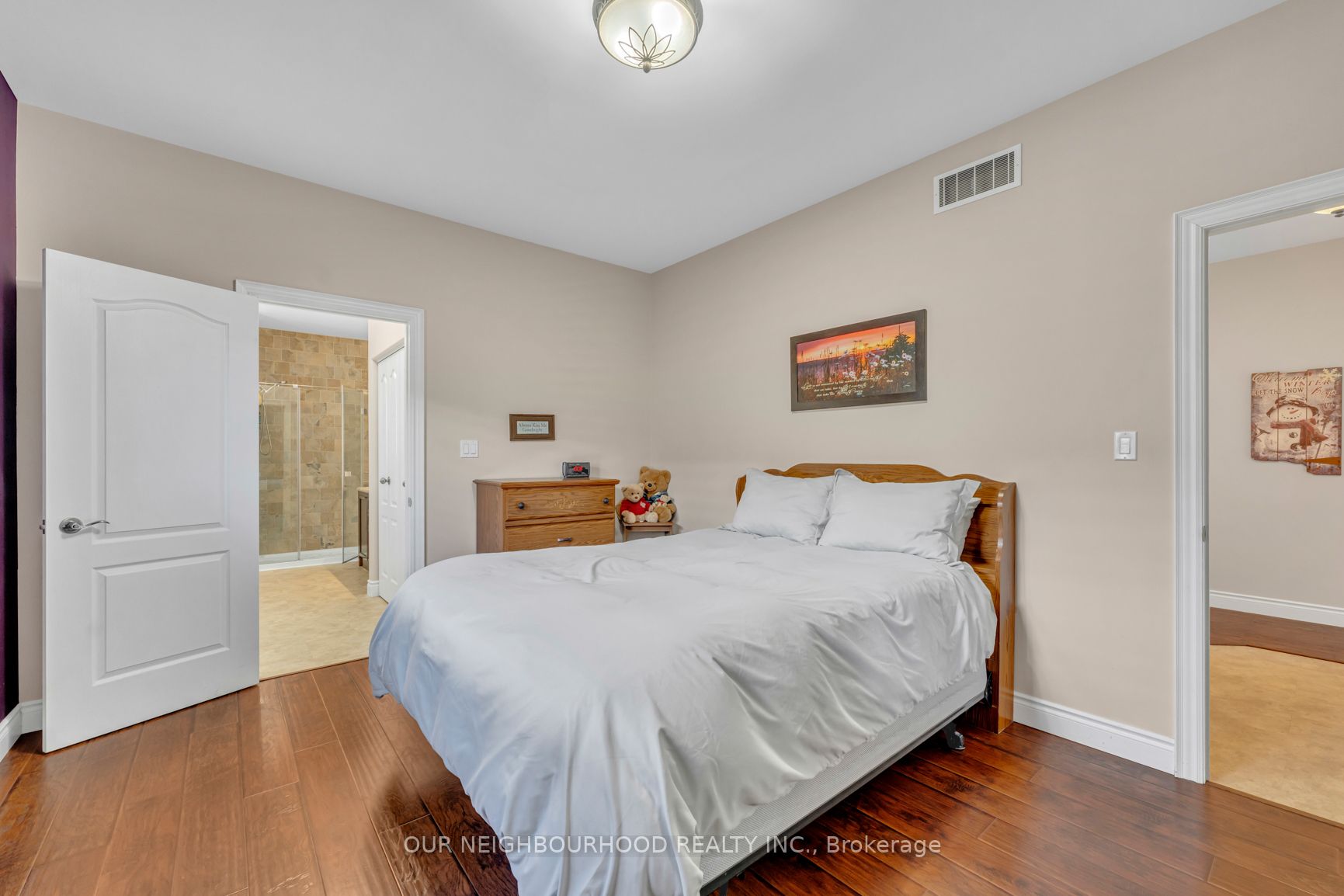 16 Cortland Property Photo 20