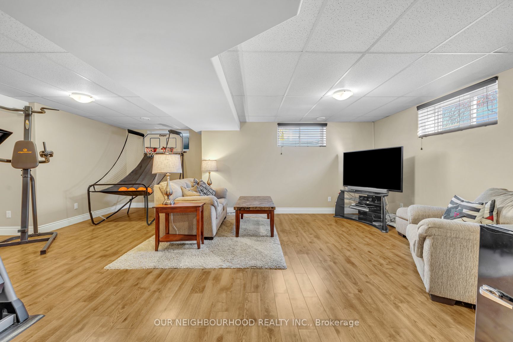 16 Cortland Property Photo 26