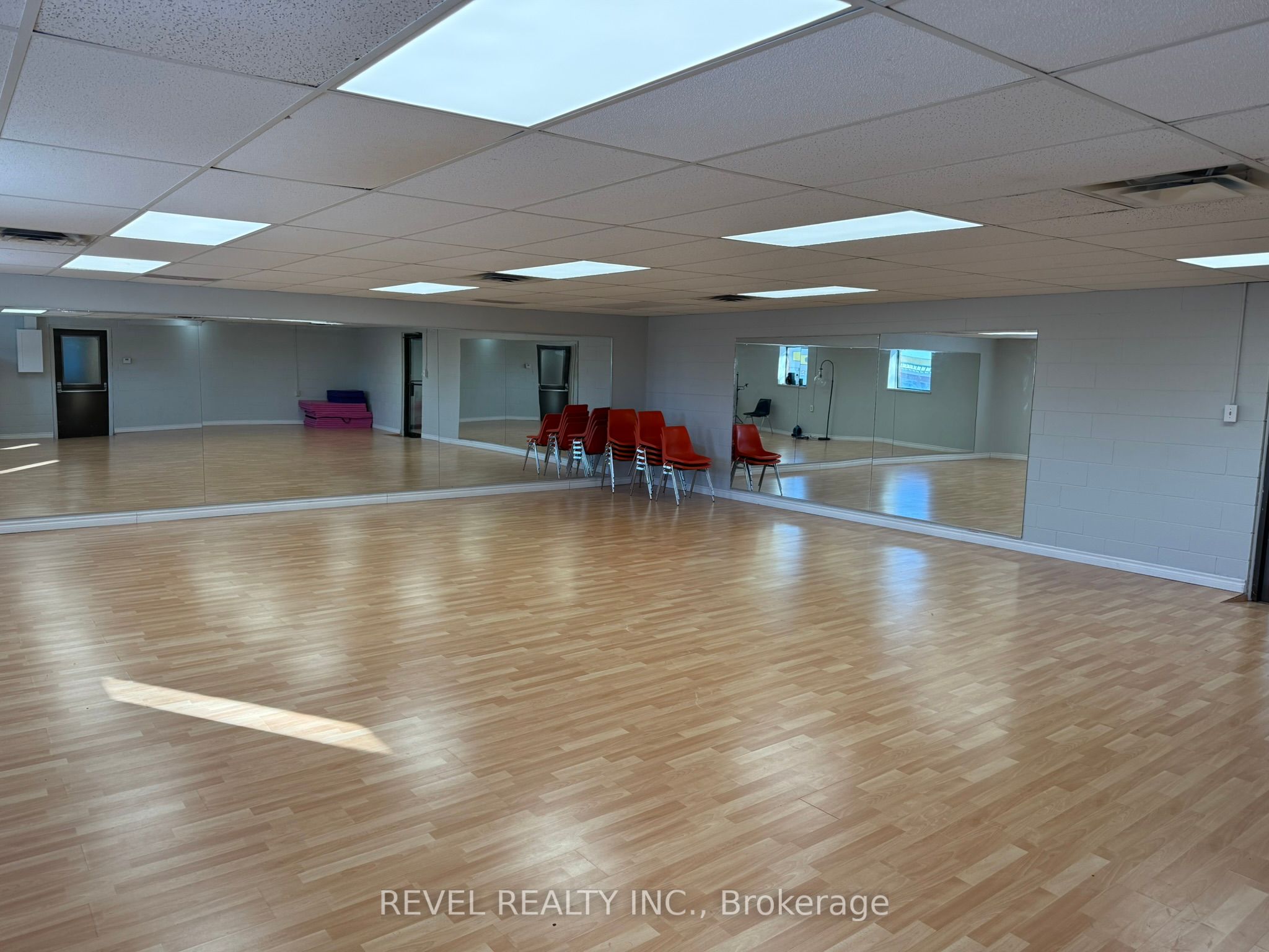 2 Pelham Town Square Road Property Photo 6