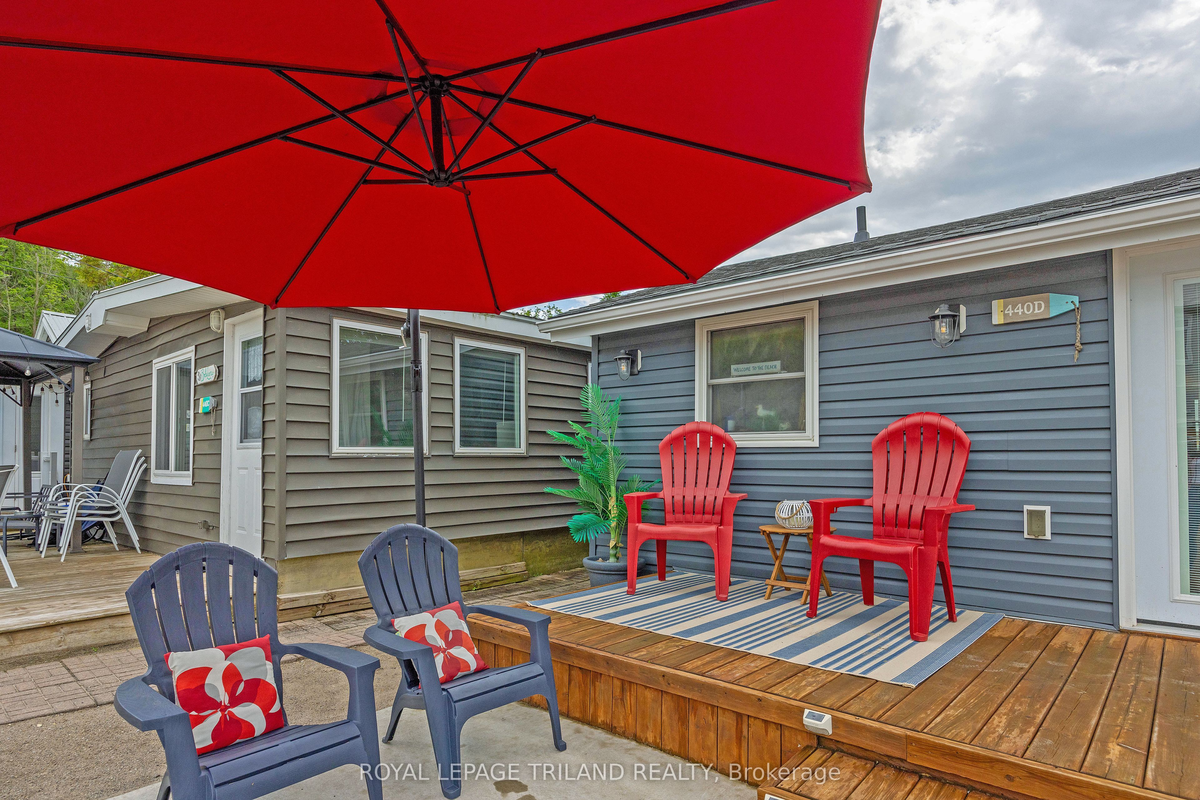 #d - 440 West Edith Cavell Boulevard Property Photo 3