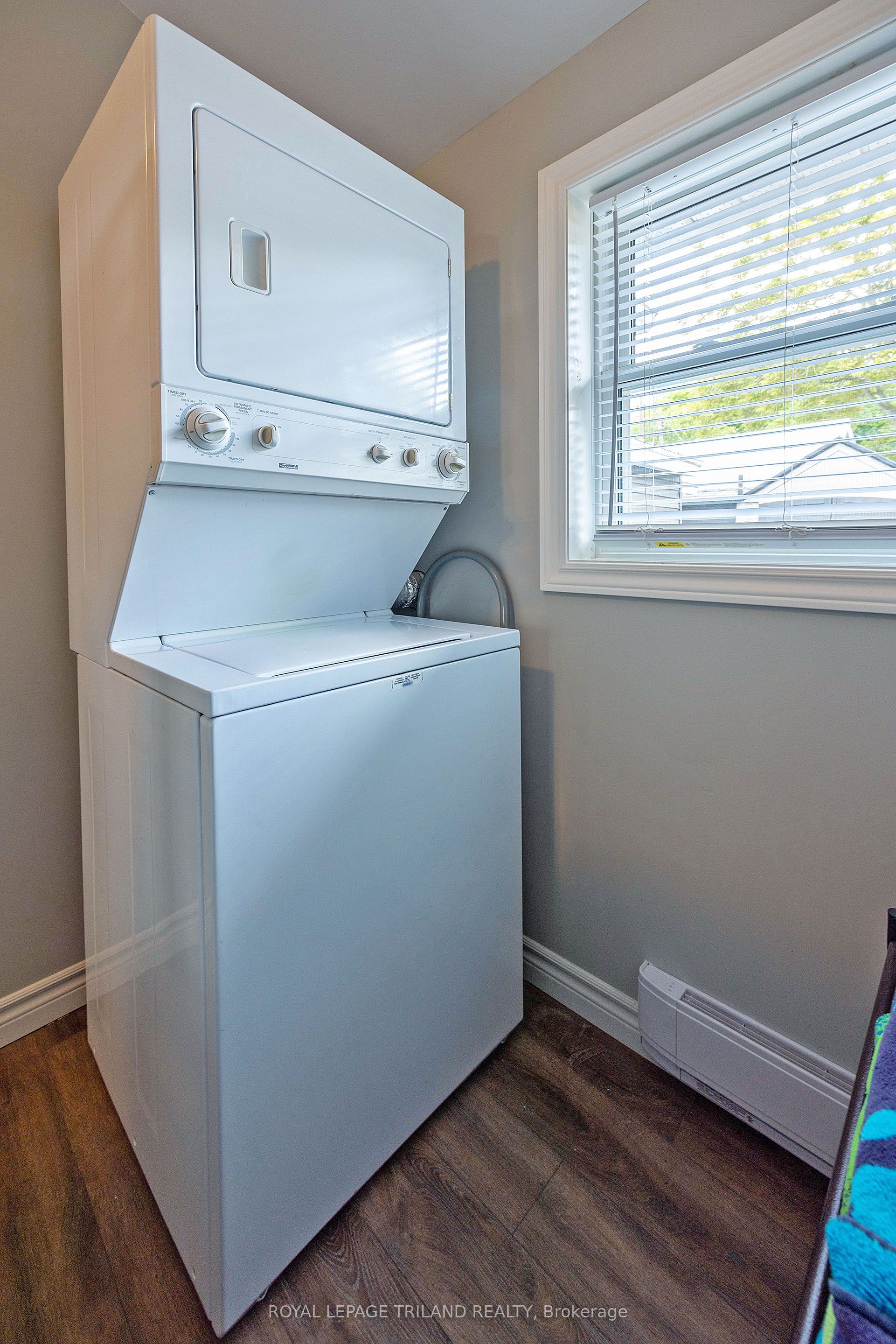 #d - 440 West Edith Cavell Boulevard Property Photo 27