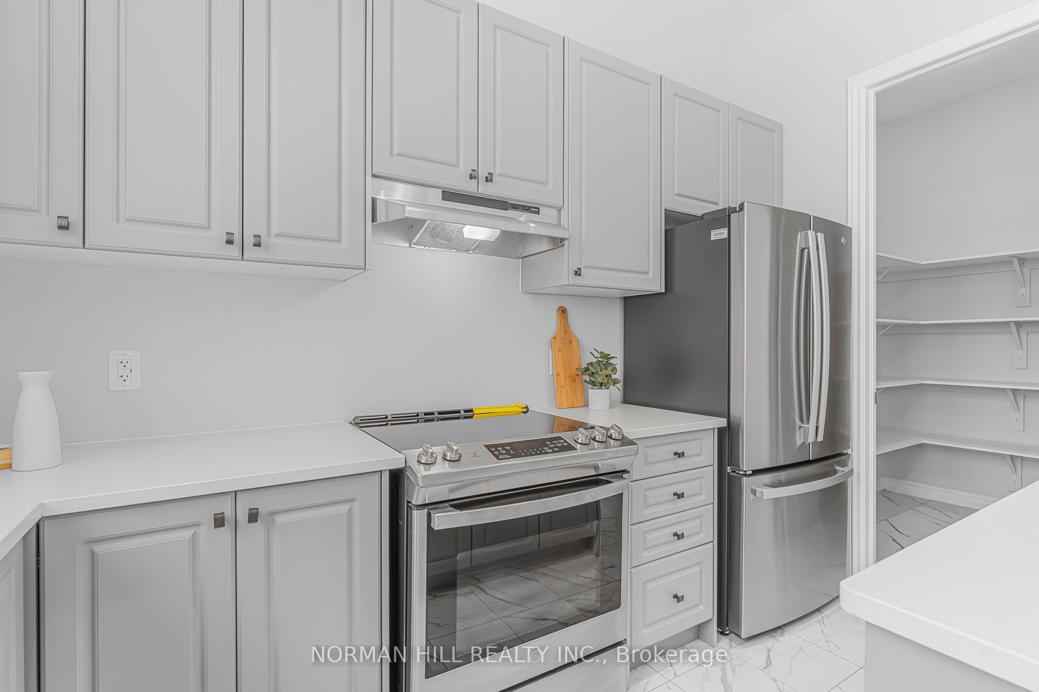 704 Daimler Parkway Property Photo 13