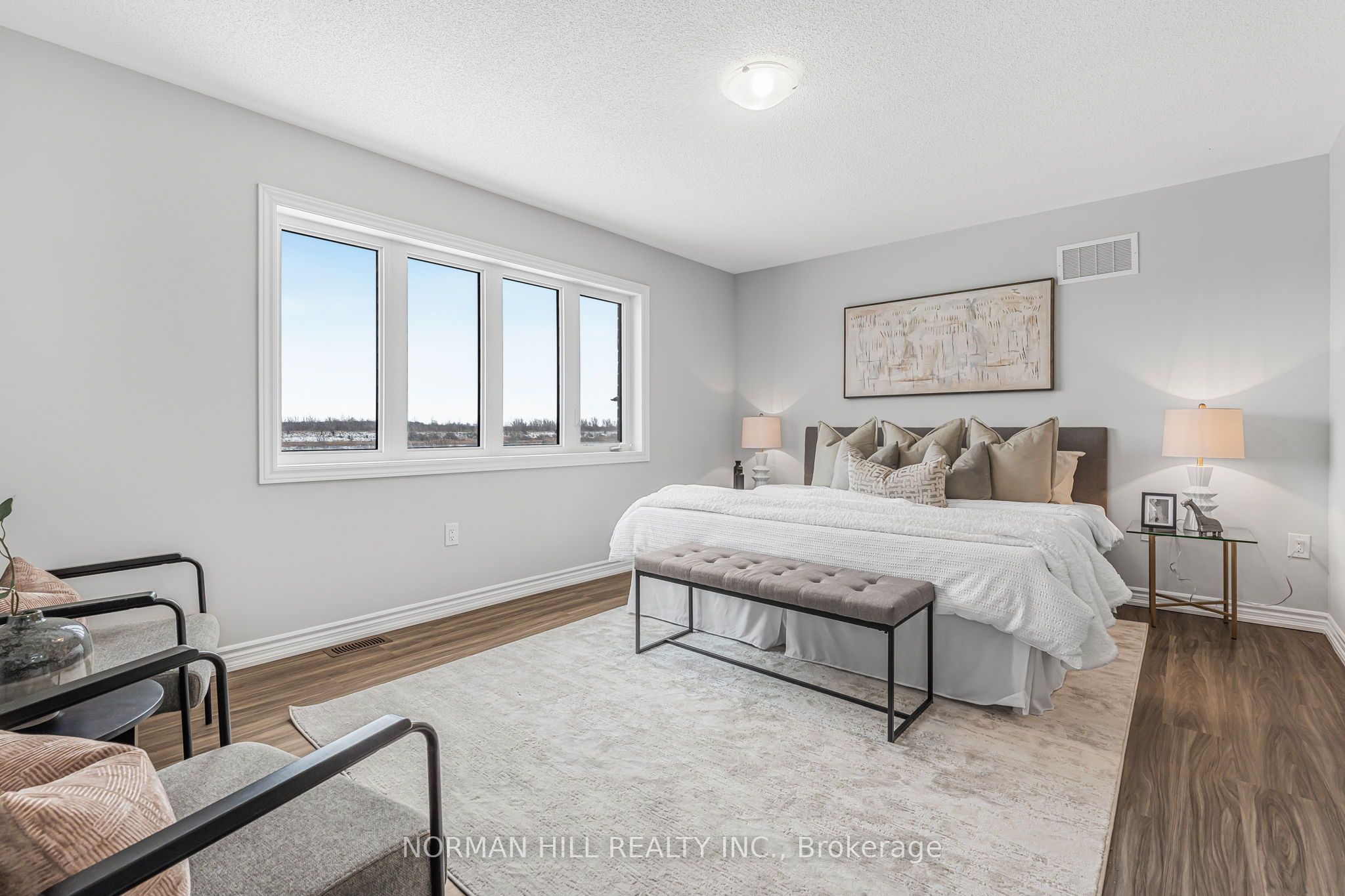 704 Daimler Parkway Property Photo 18