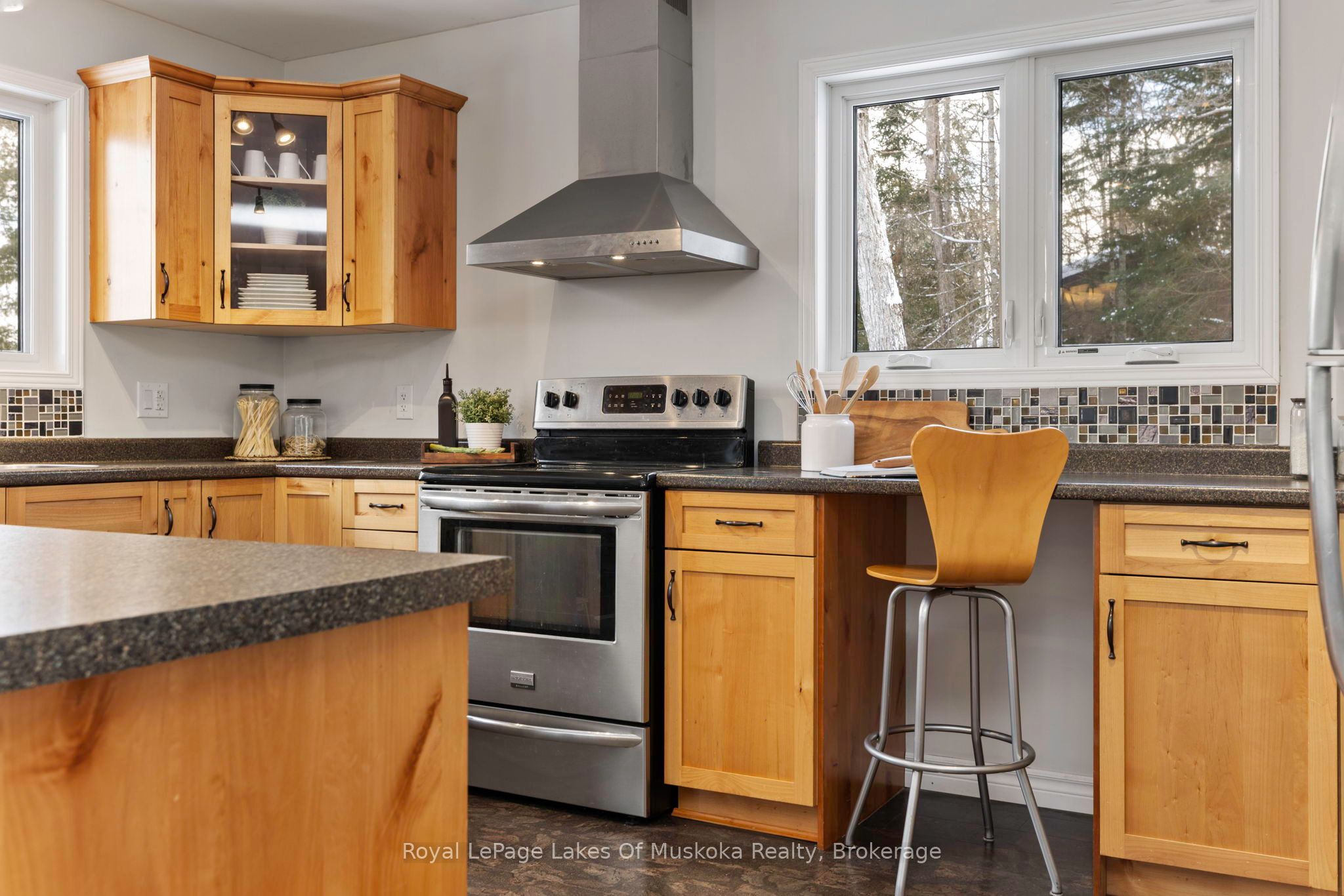 4441 Muskoka Rd 117 Road Property Photo 8