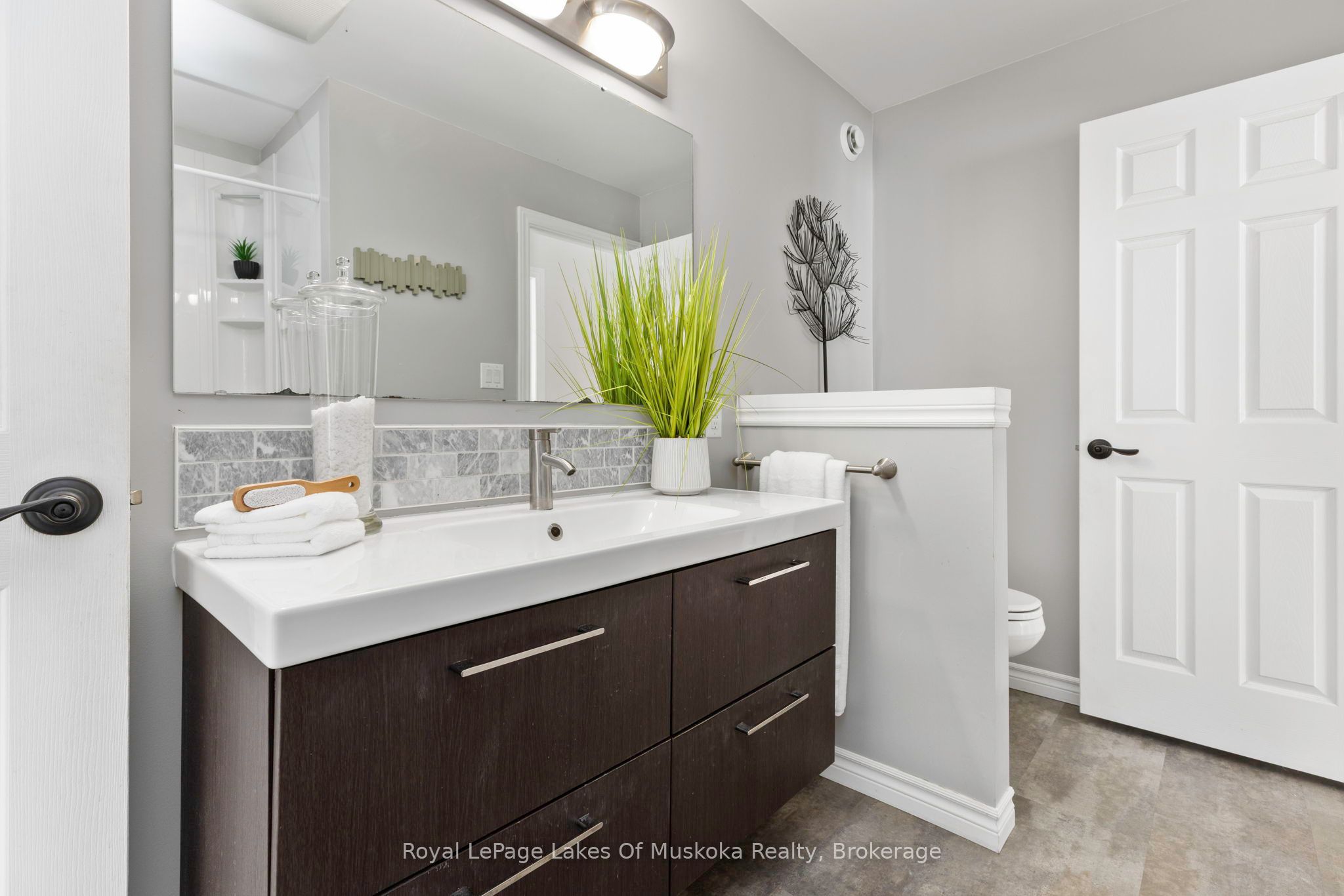 4441 Muskoka Rd 117 Road Property Photo 18
