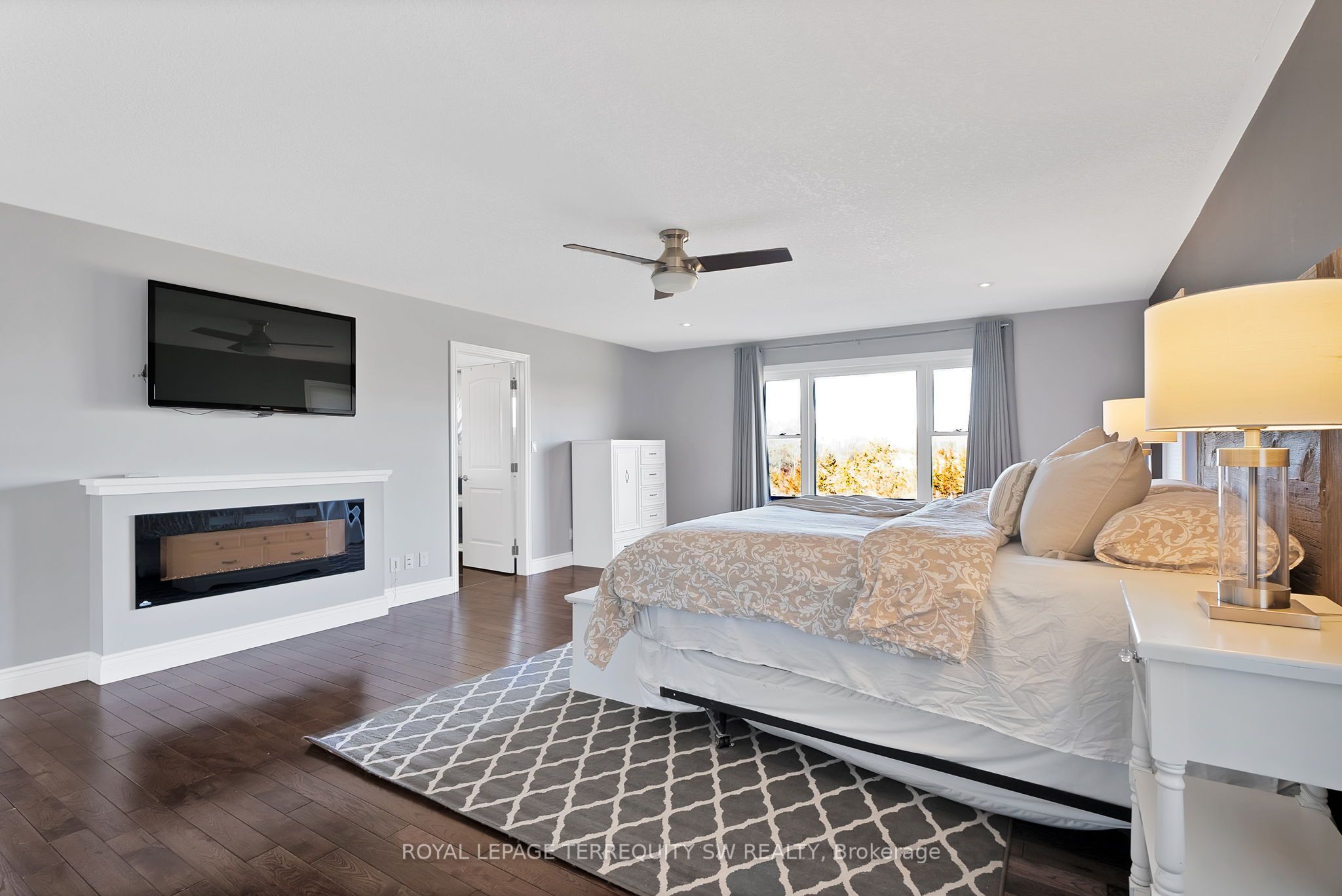 2299 Blessington Road Property Photo 18