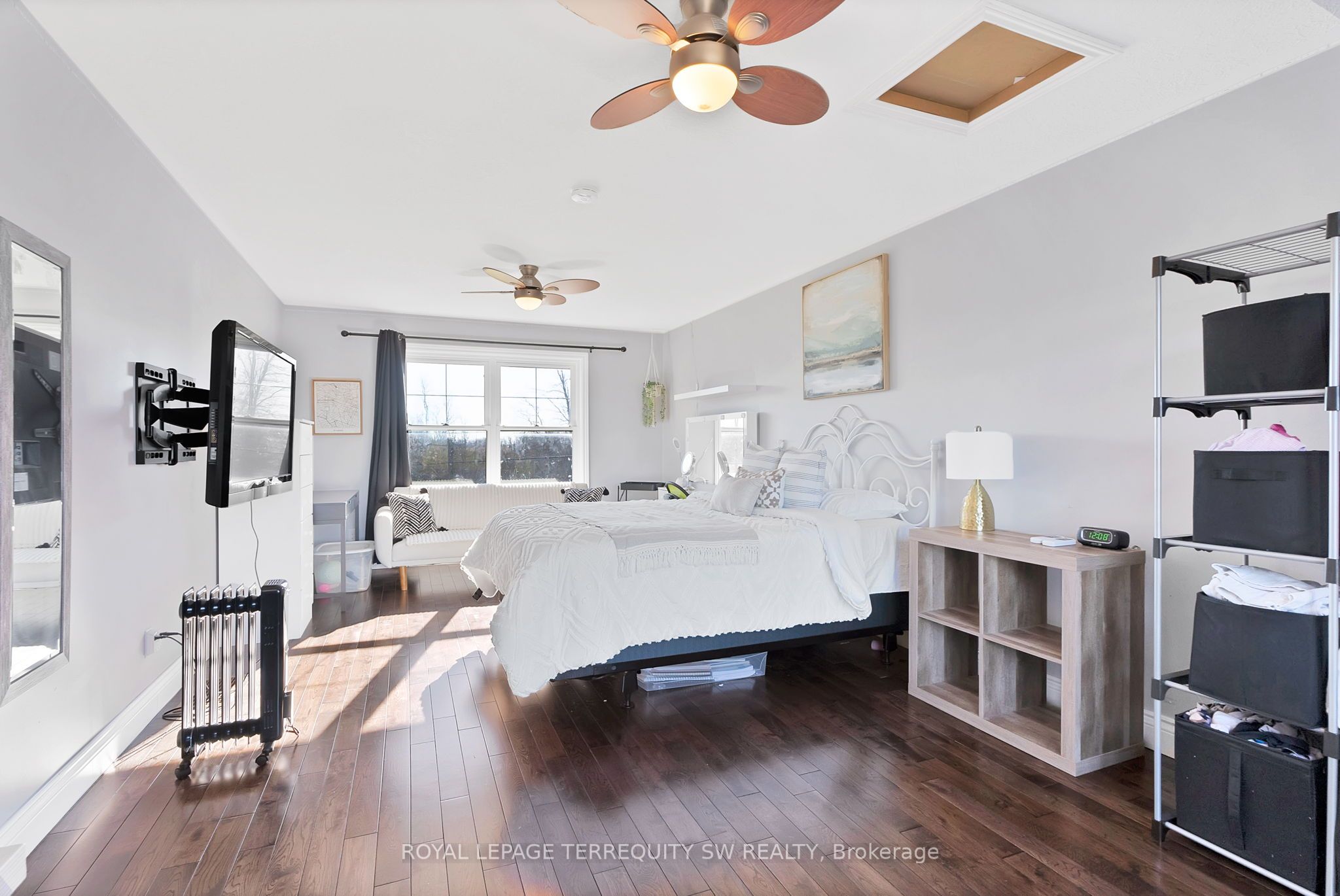 2299 Blessington Road Property Photo 27