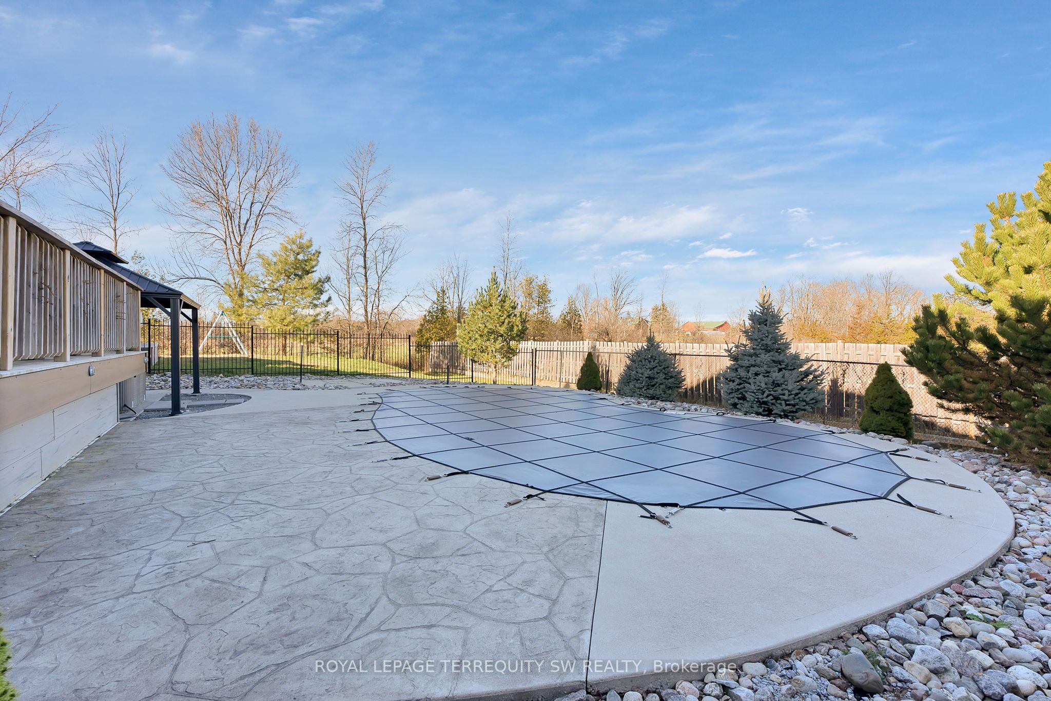 2299 Blessington Road Property Photo 34