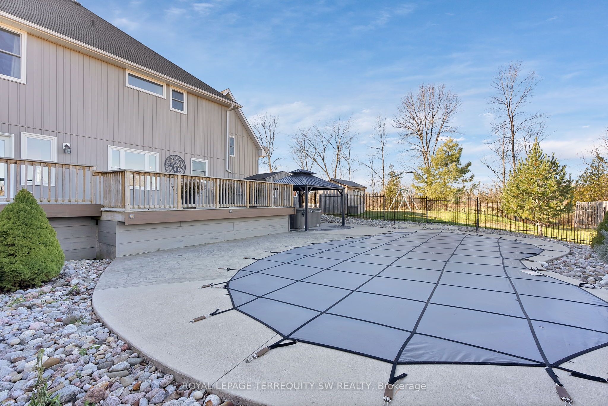 2299 Blessington Road Property Photo 35