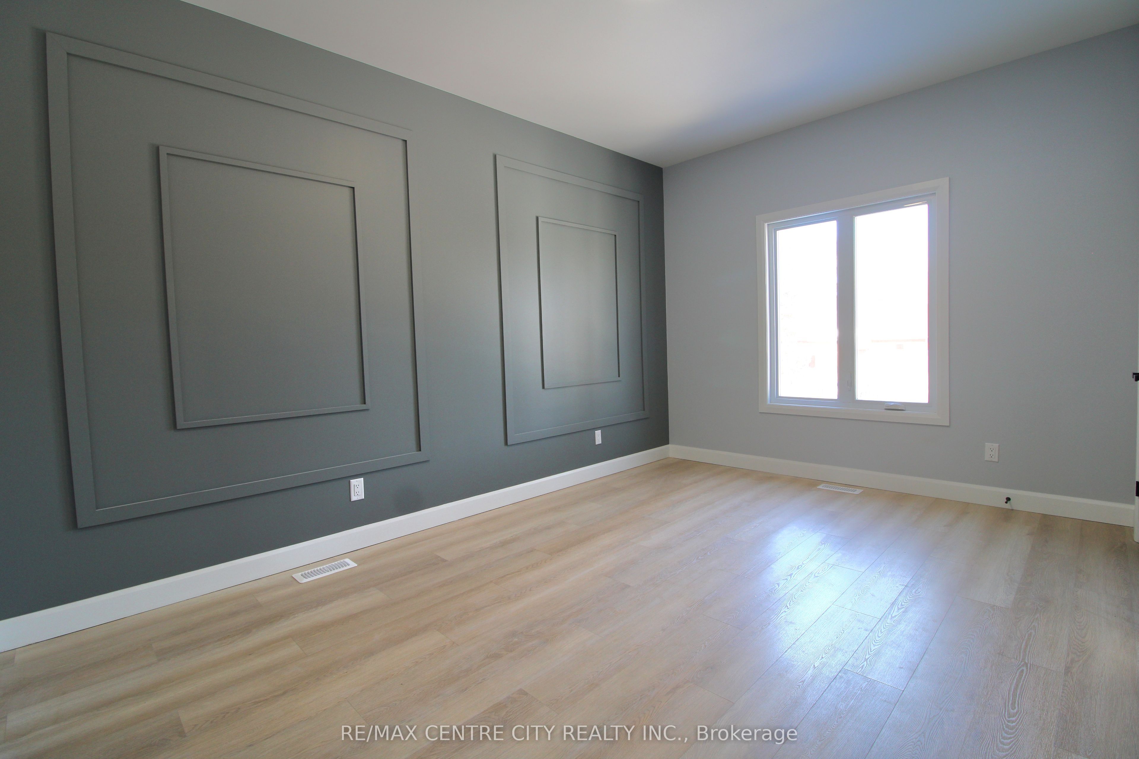 126 Price Street Property Photo 8