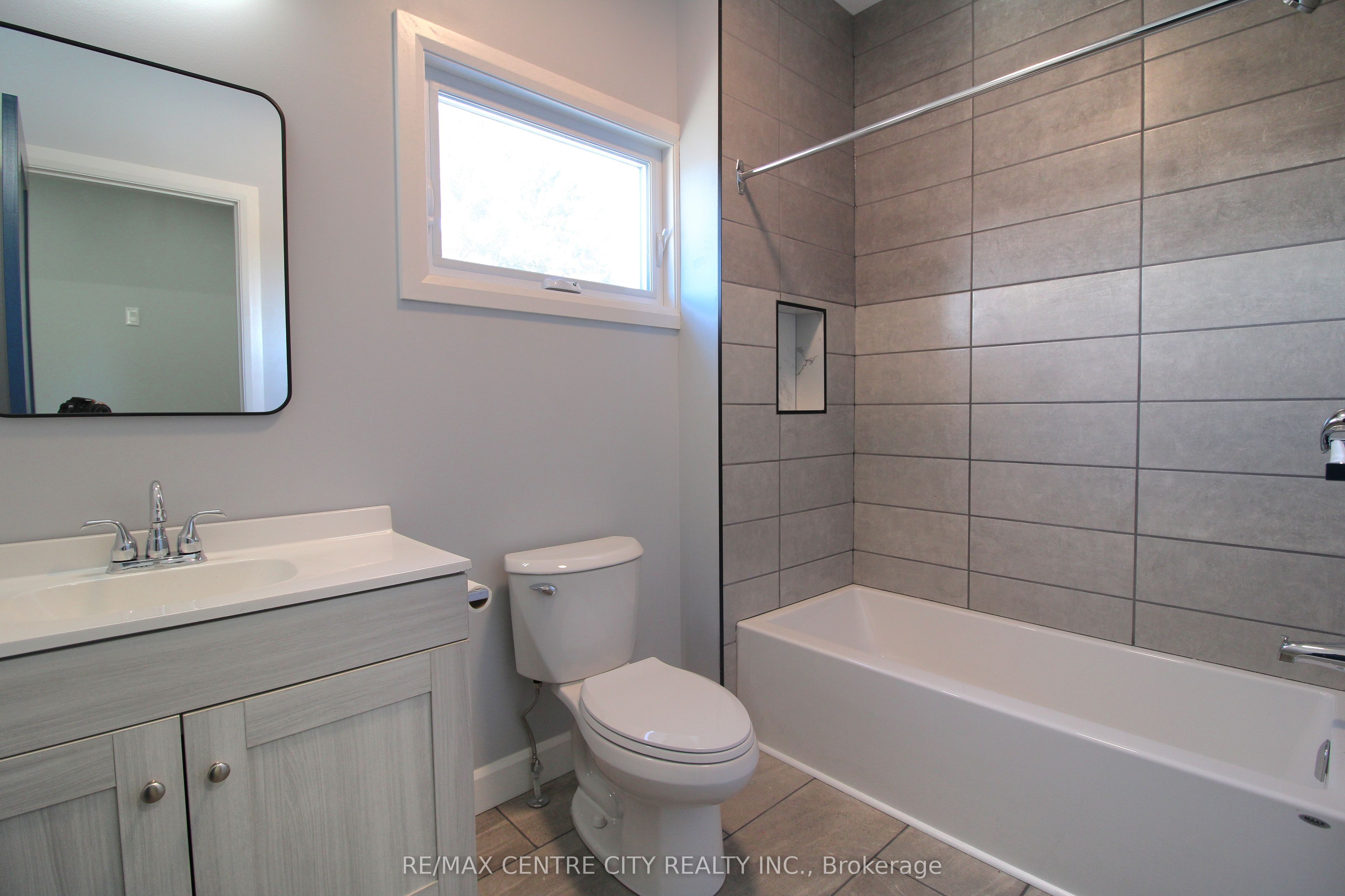 126 Price Street Property Photo 16