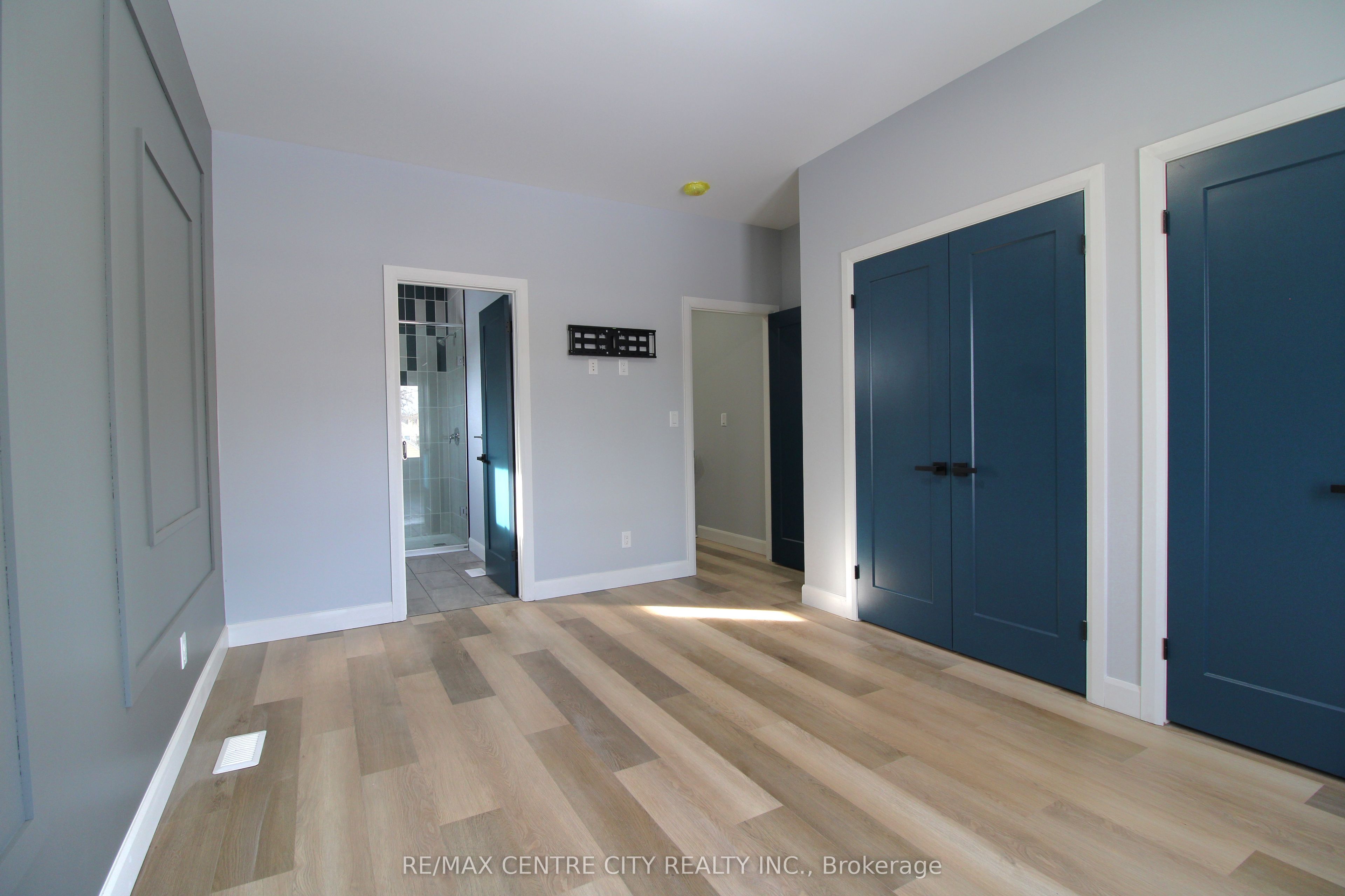 126 Price Street Property Photo 25