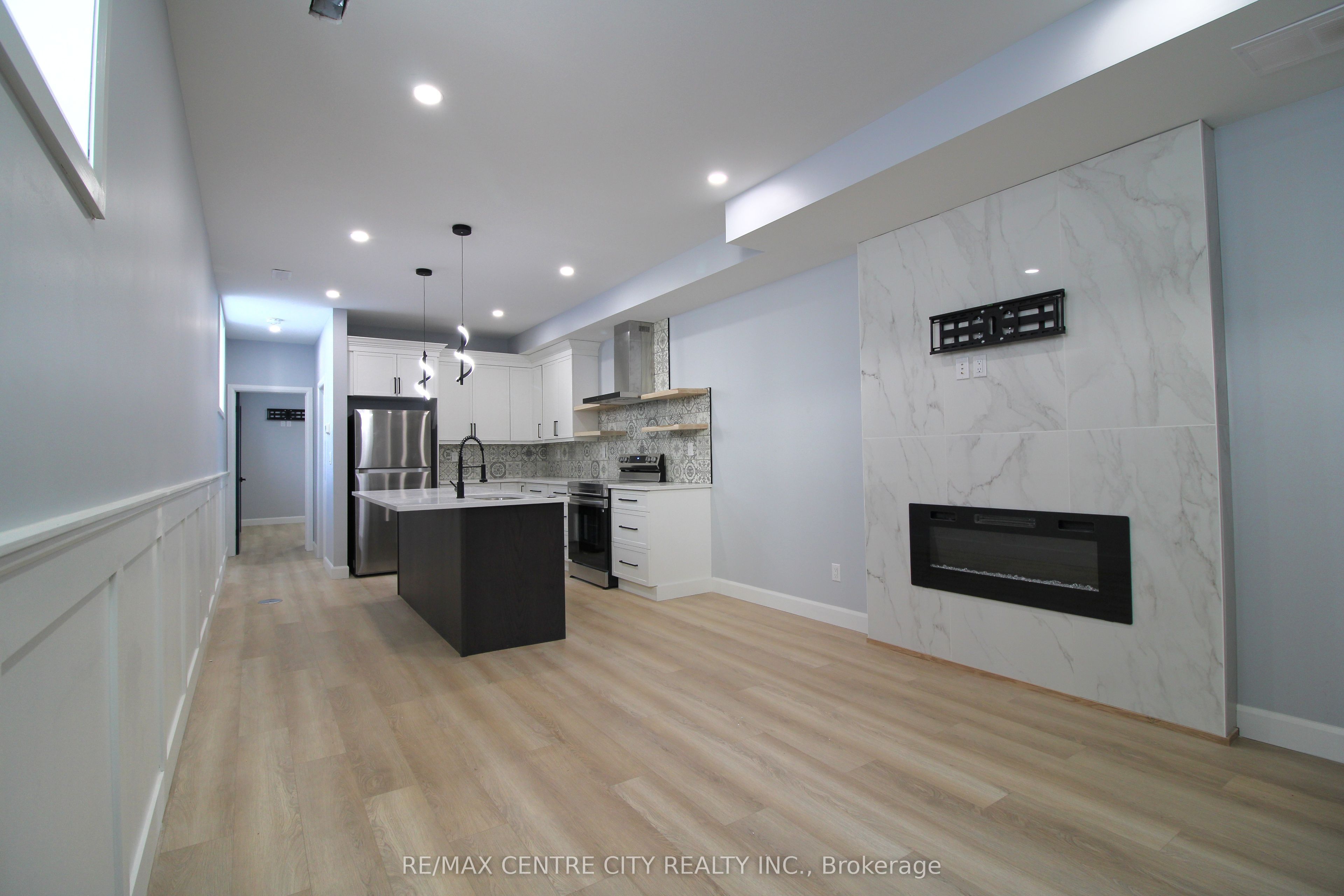 126 Price Street Property Photo 37