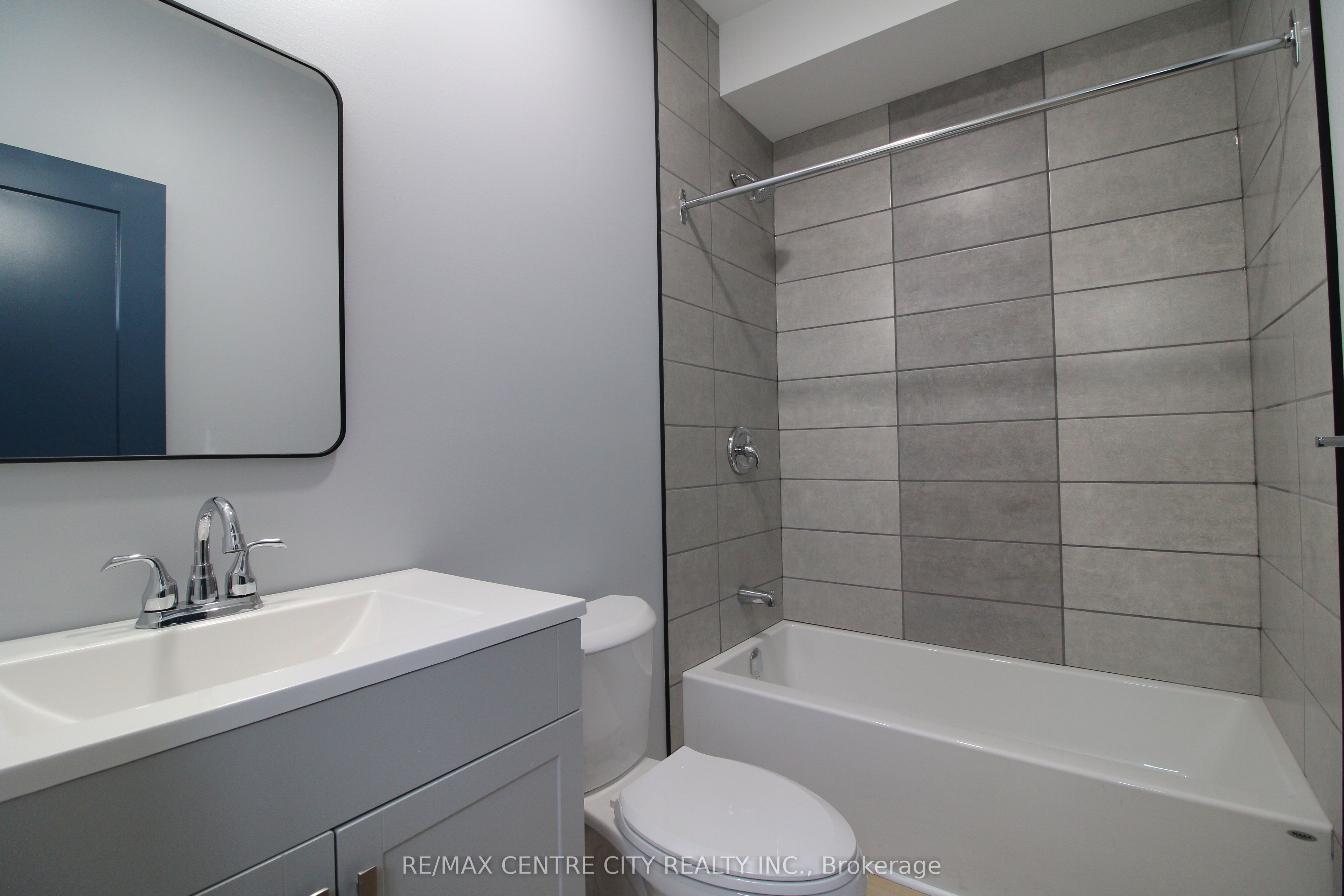 126 Price Street Property Photo 41