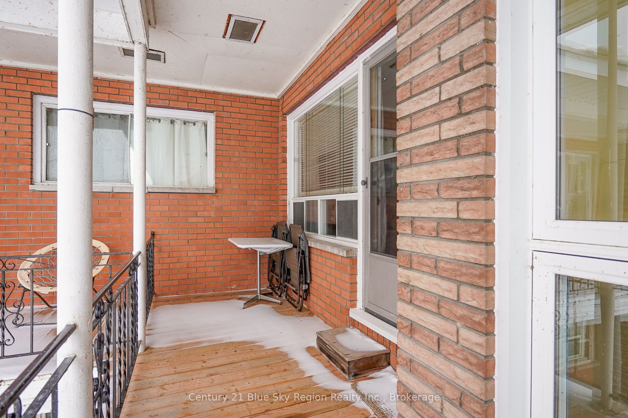 #22 - 40 Judge Avenue Property Photo 9
