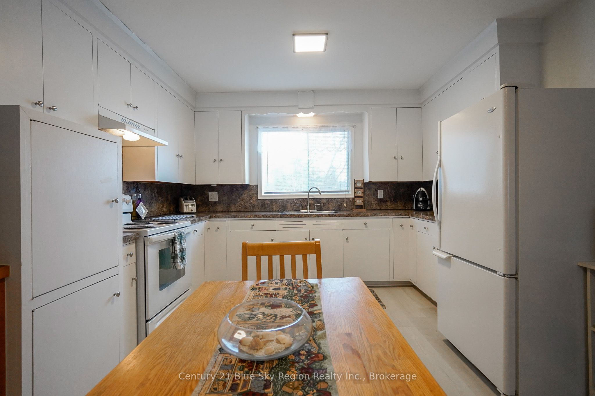 #22 - 40 Judge Avenue Property Photo 13