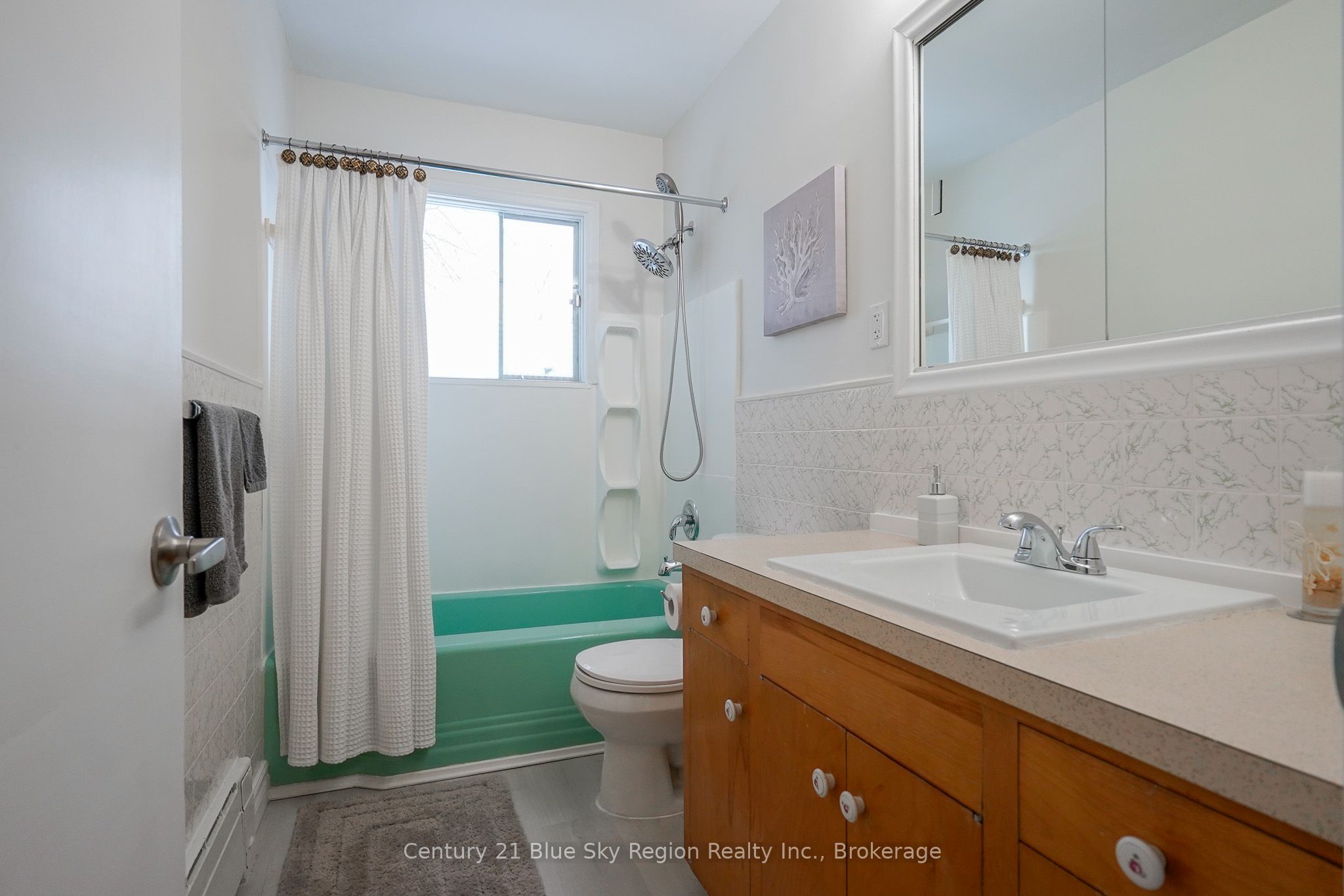 #22 - 40 Judge Avenue Property Photo 25