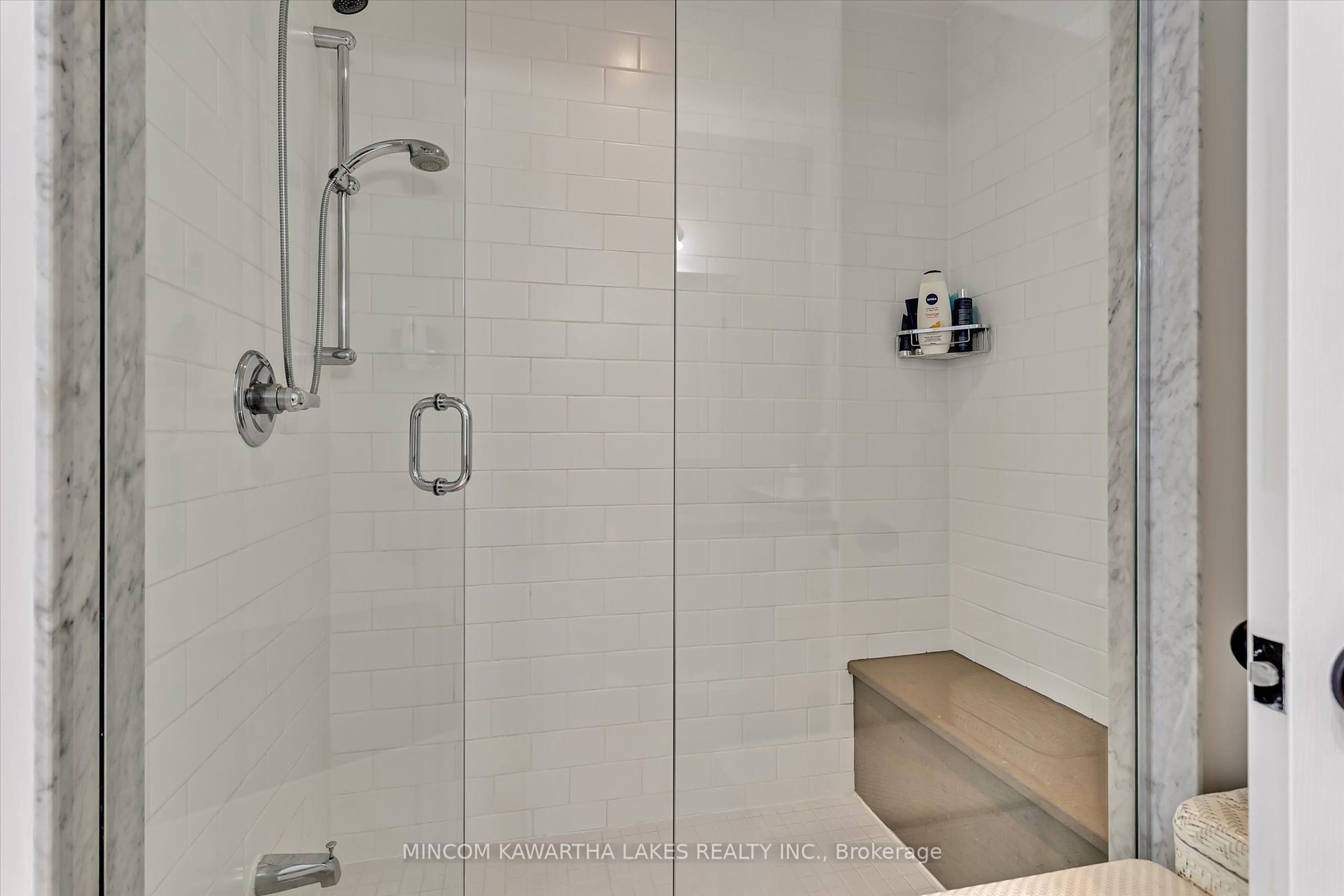 25 Maguire Street Property Photo 20