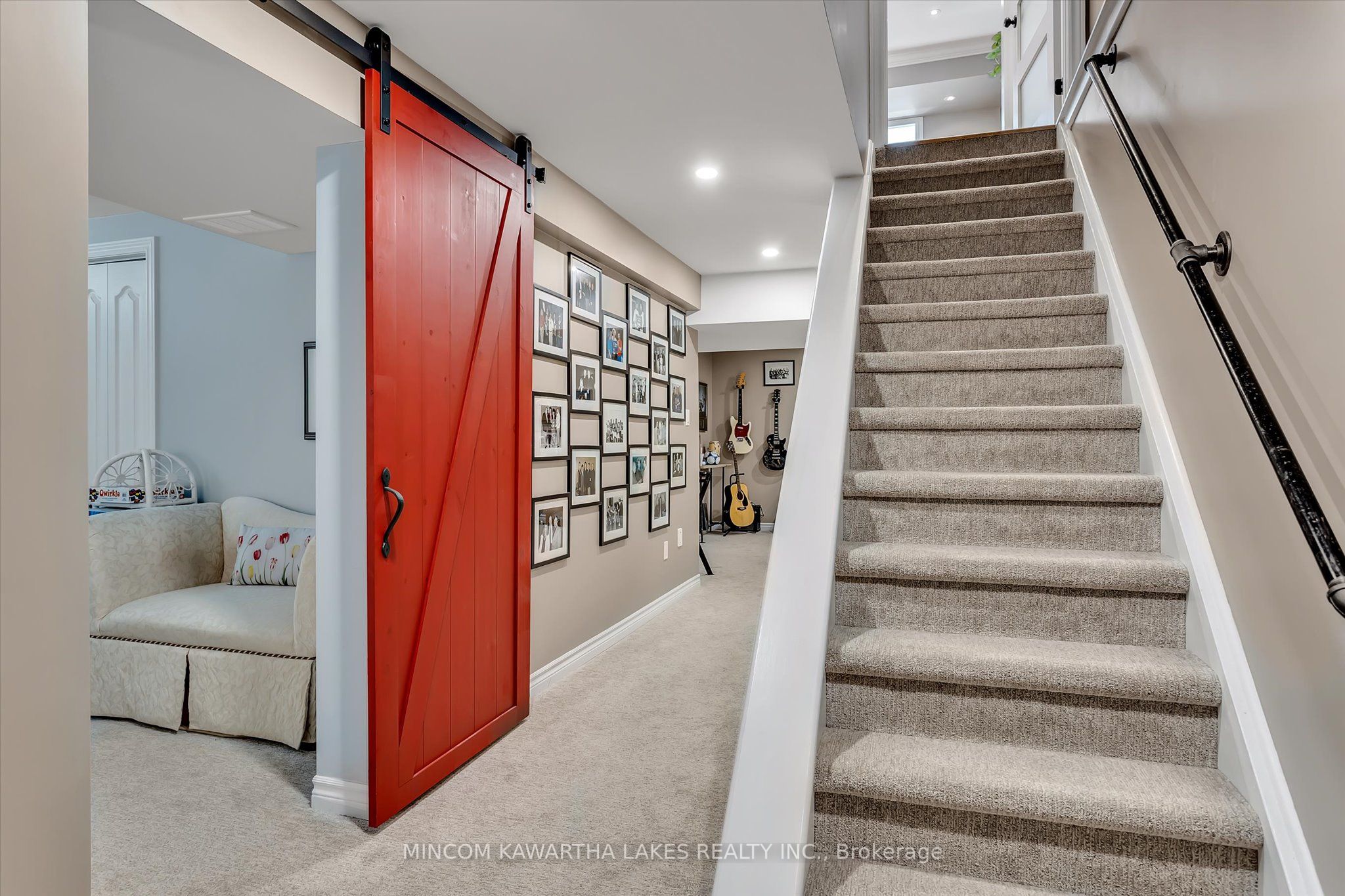 25 Maguire Street Property Photo 28