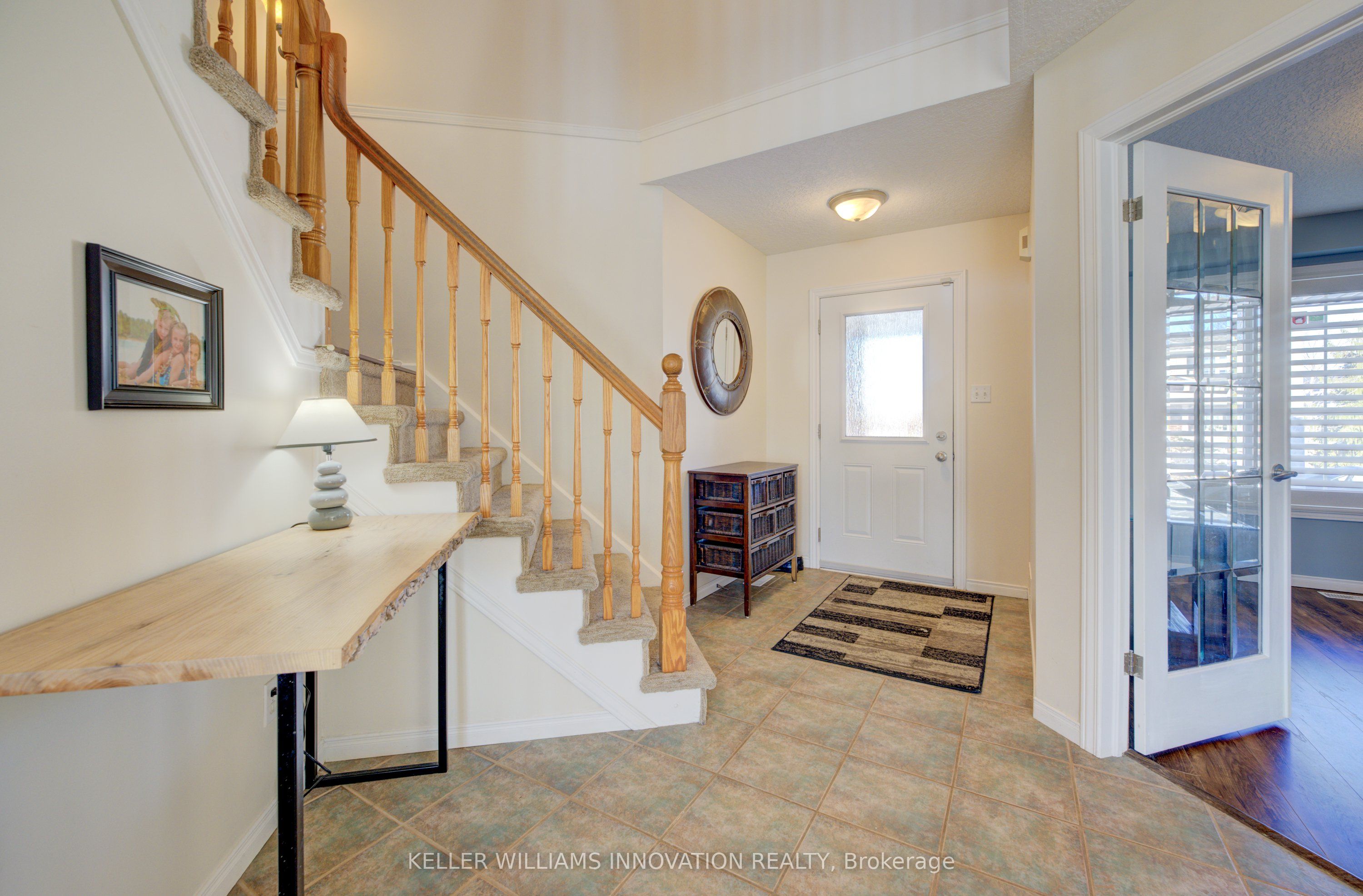 37 Grey Oak Drive Property Photo 3