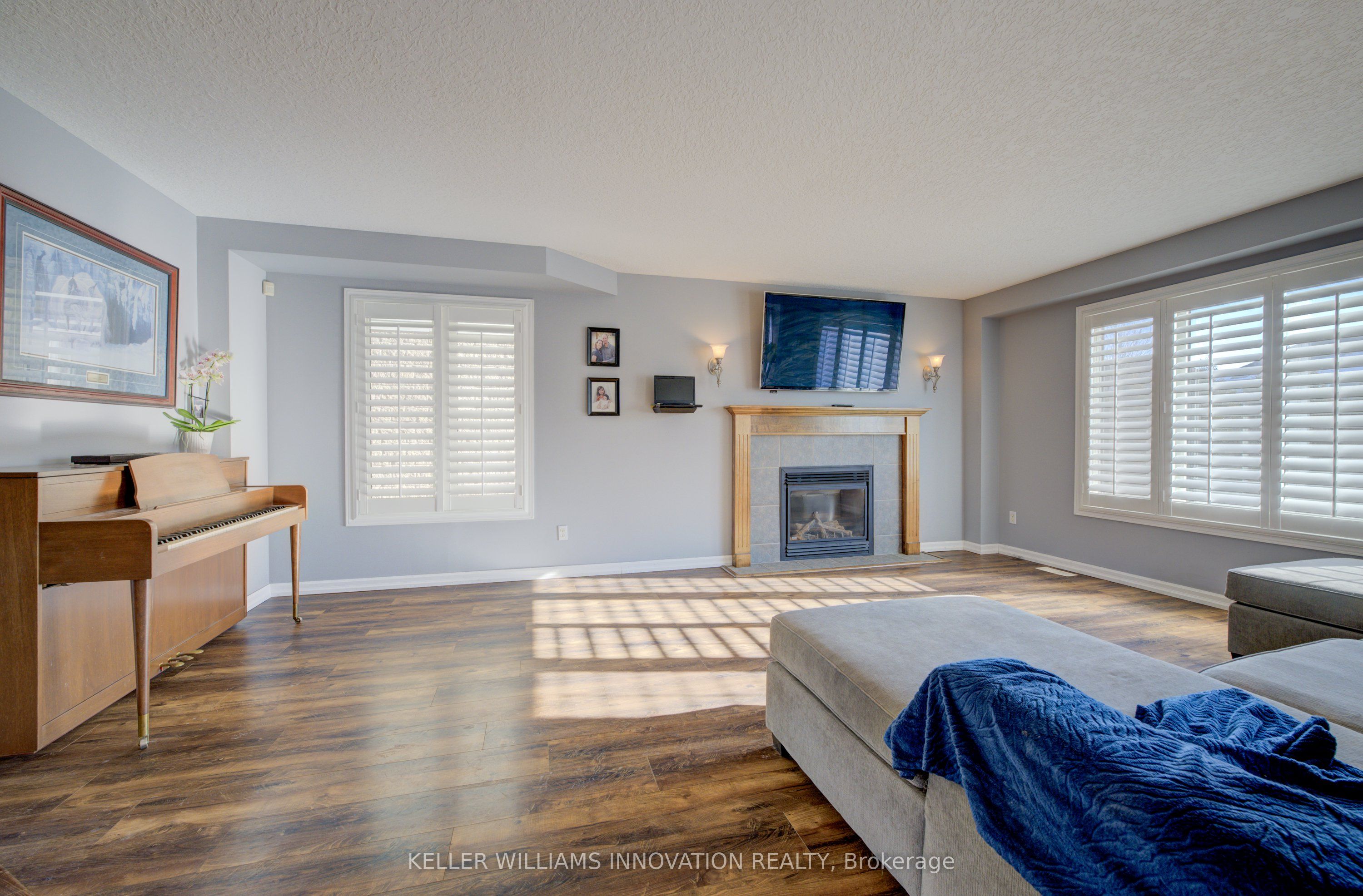 37 Grey Oak Drive Property Photo 6