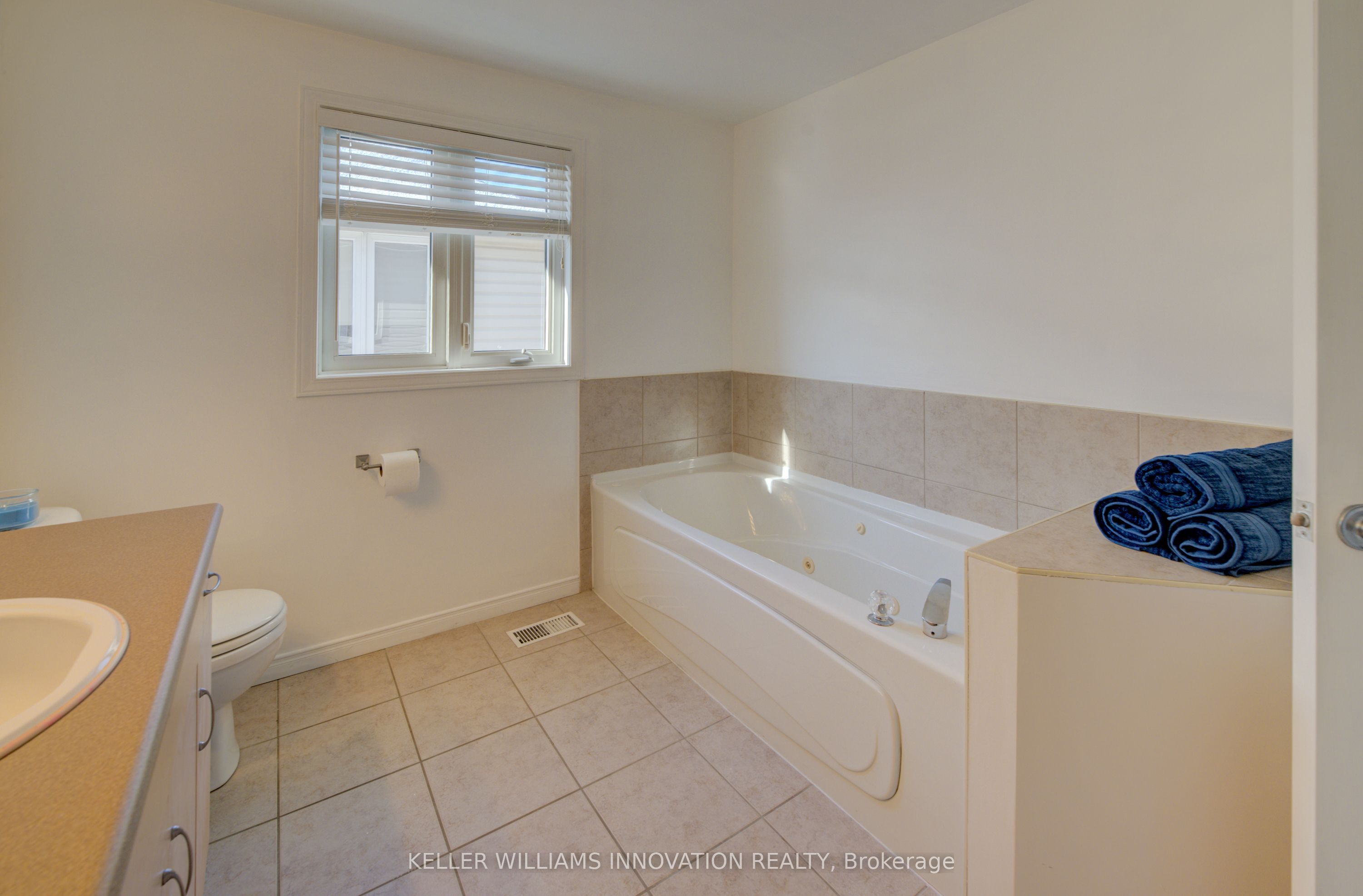 37 Grey Oak Drive Property Photo 24