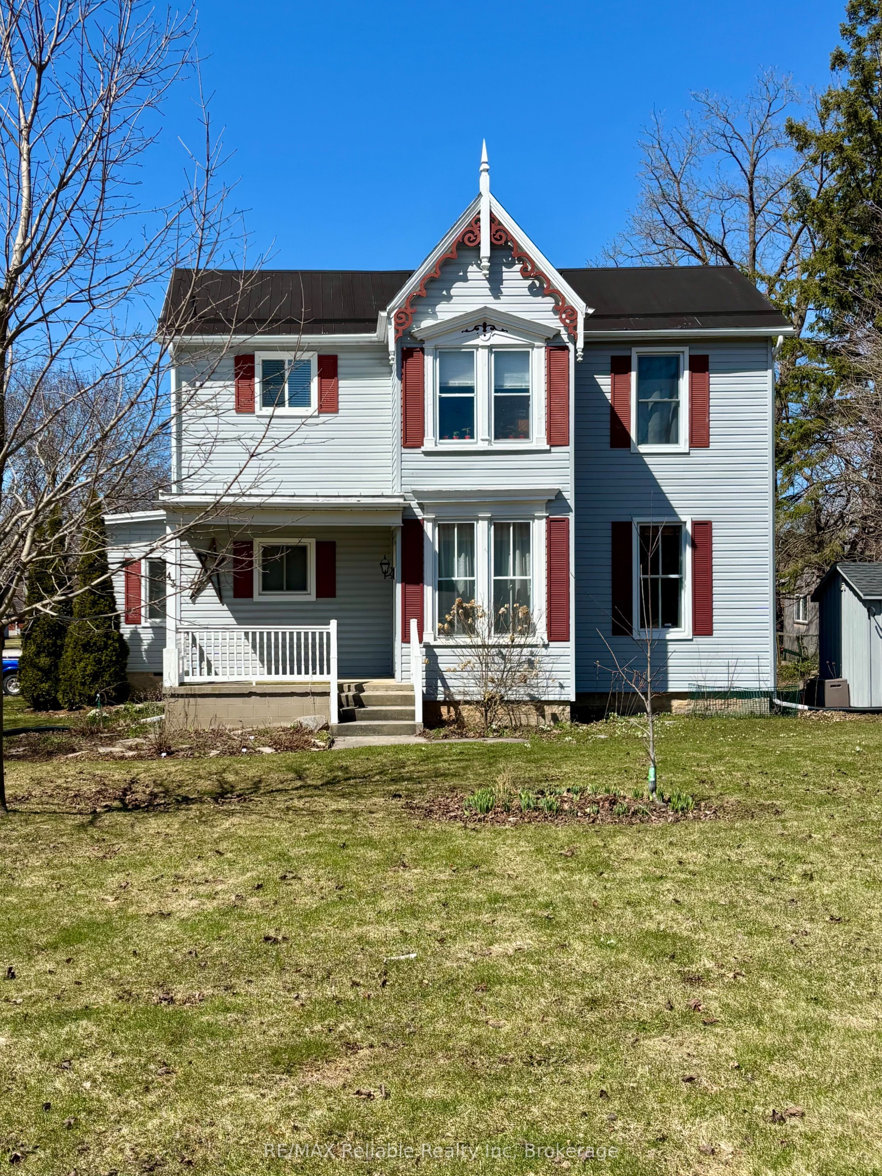 43 Jarvis Street N Property Photo 1
