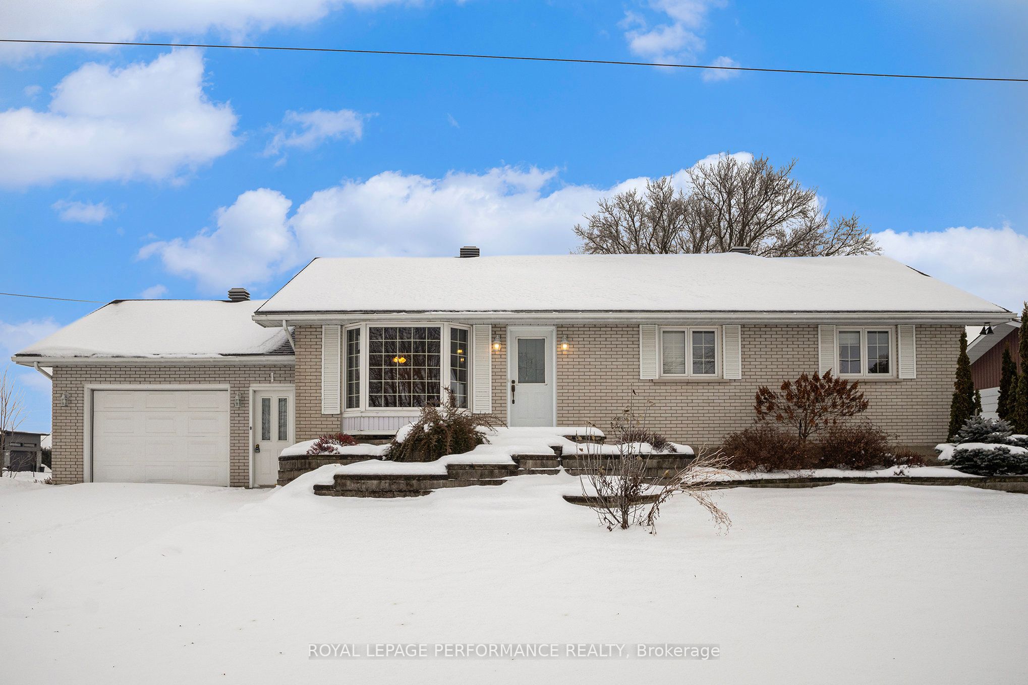 1 Place Madeleine Street Property Photo