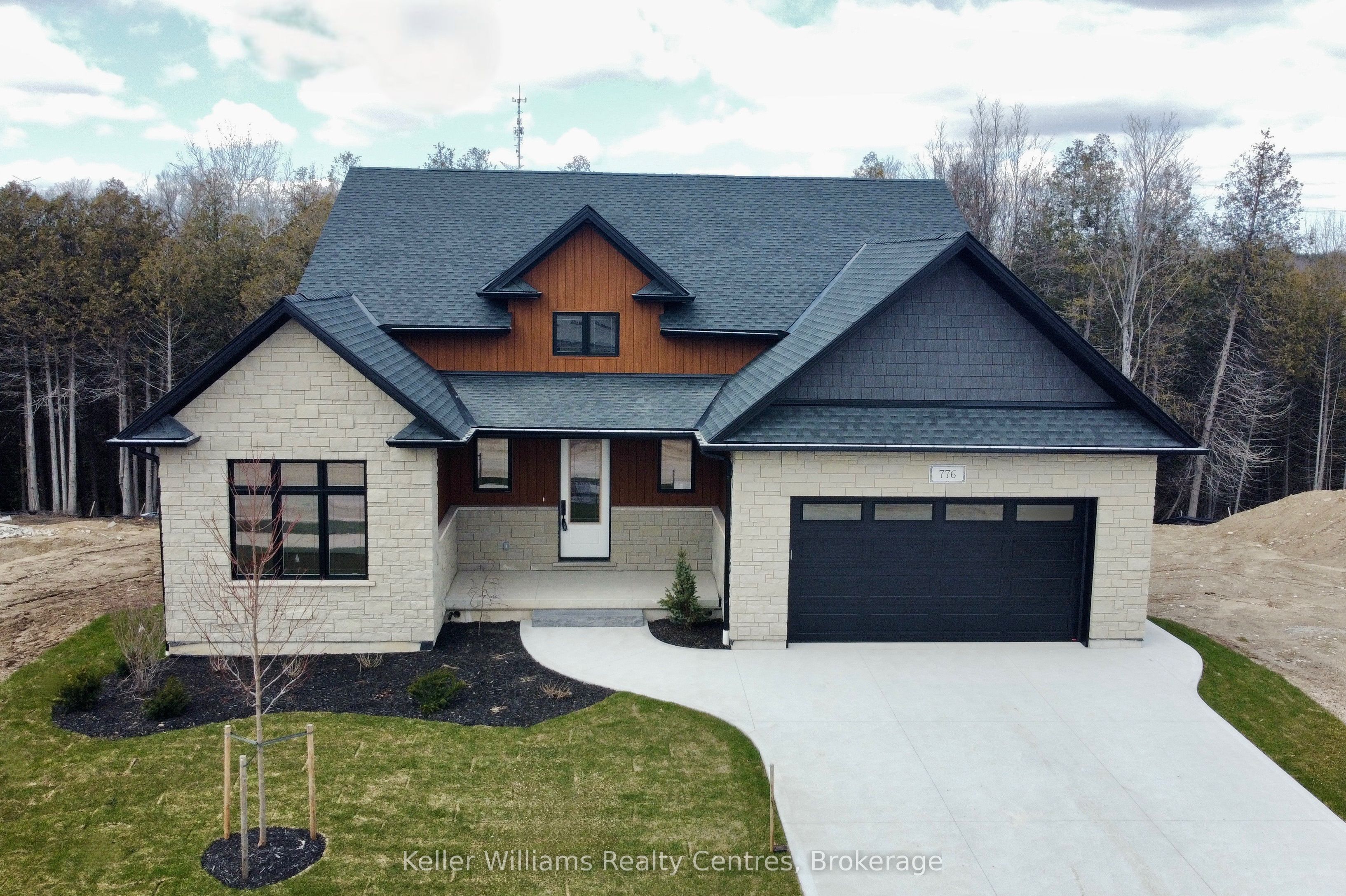 776 20th Street Property Photo