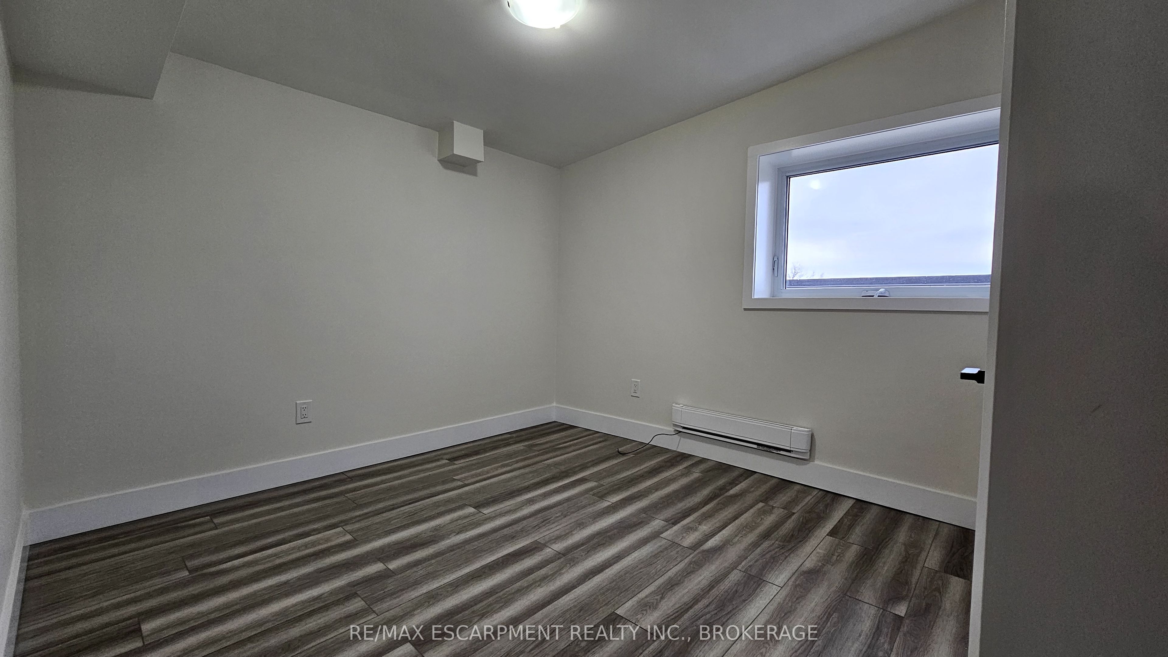363 Front Street Property Photo 19