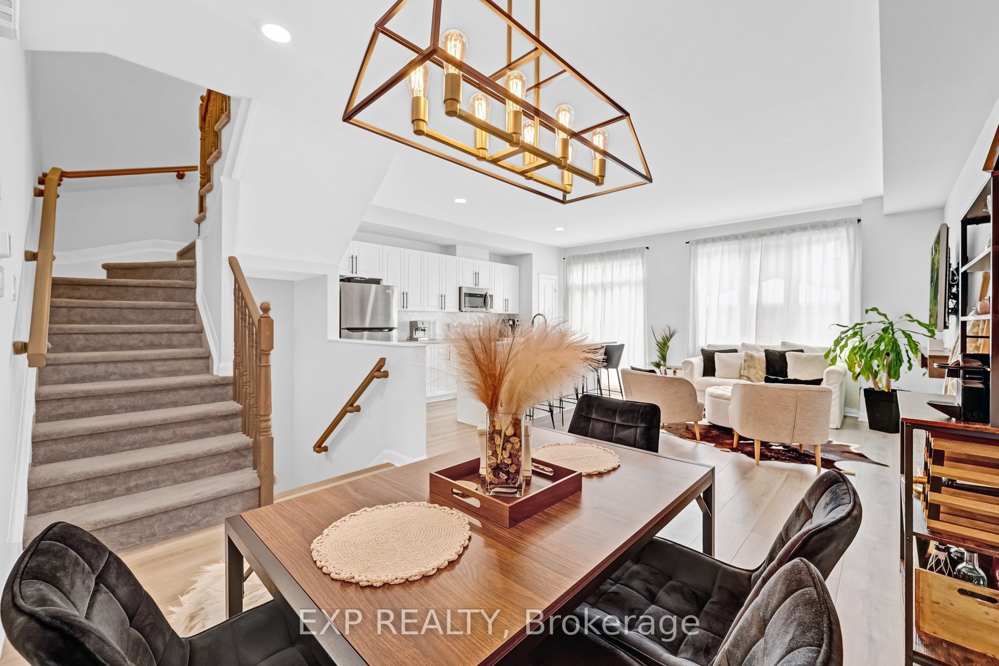 740 Sebastian Street Property Photo 10