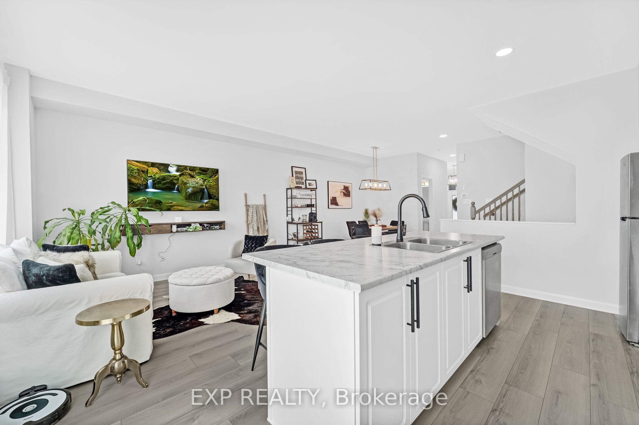 740 Sebastian Street Property Photo 18