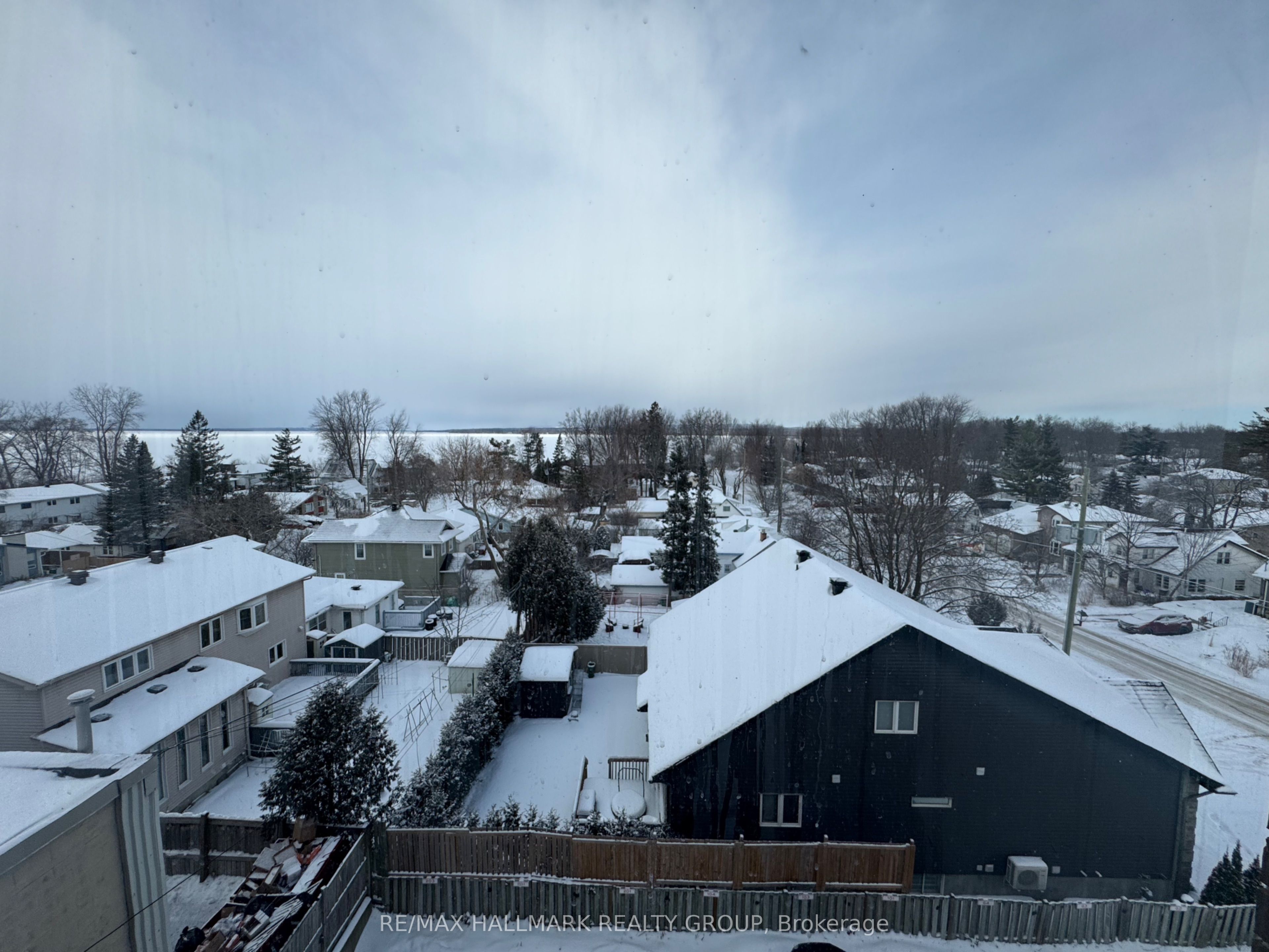 #301 - 3029 Carling Avenue Property Photo 6