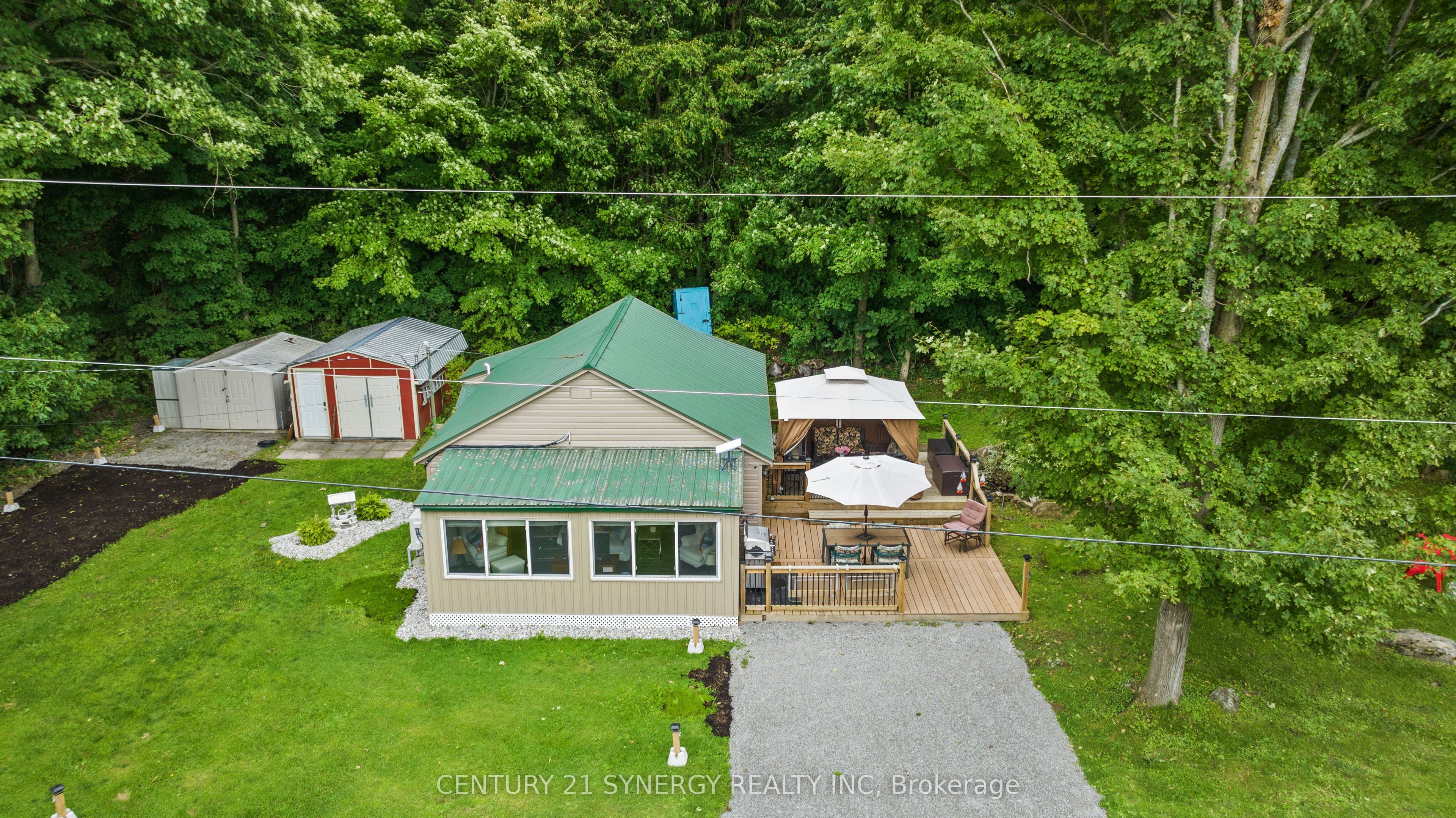 846 Ub8 Road Property Photo 2
