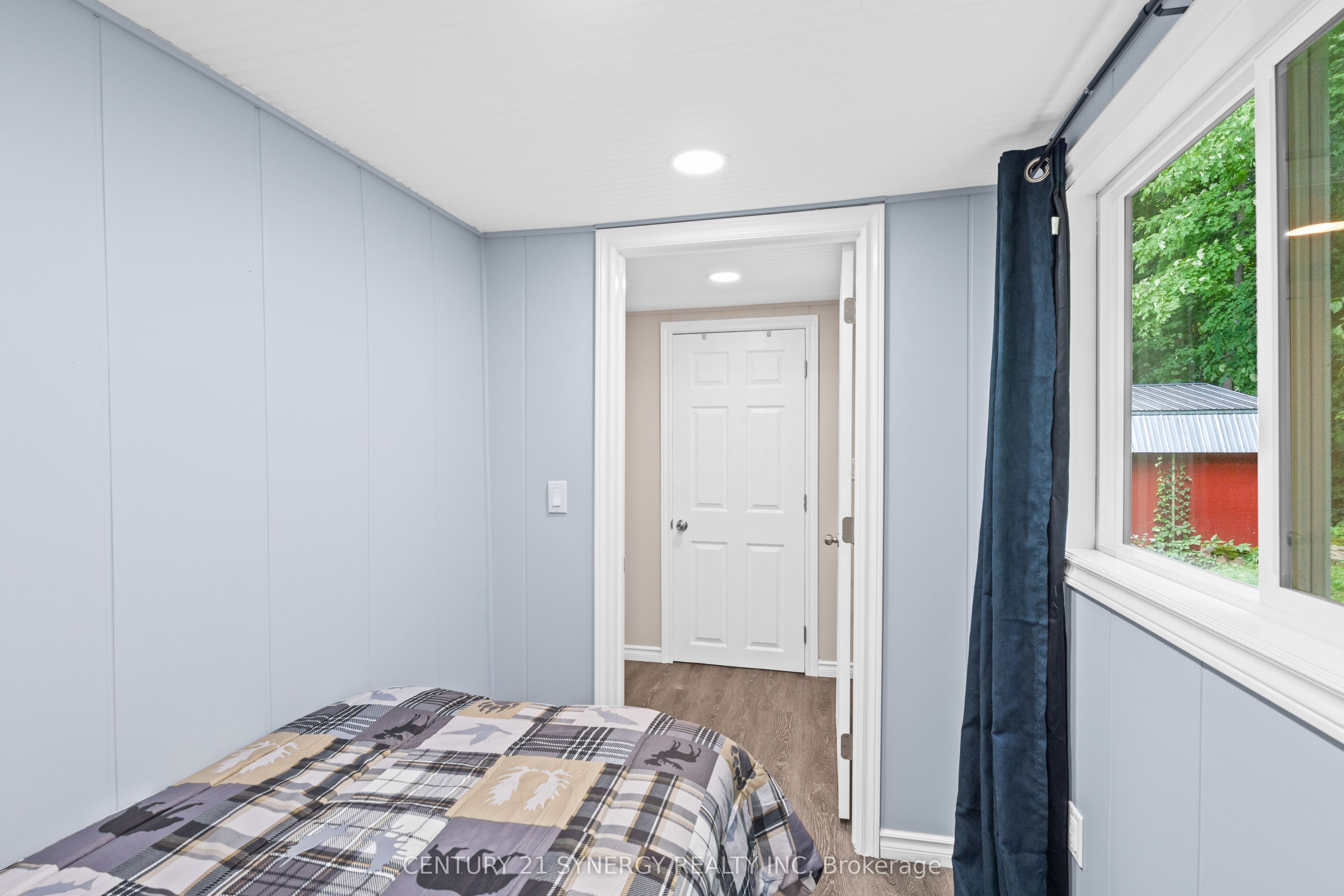 846 Ub8 Road Property Photo 37