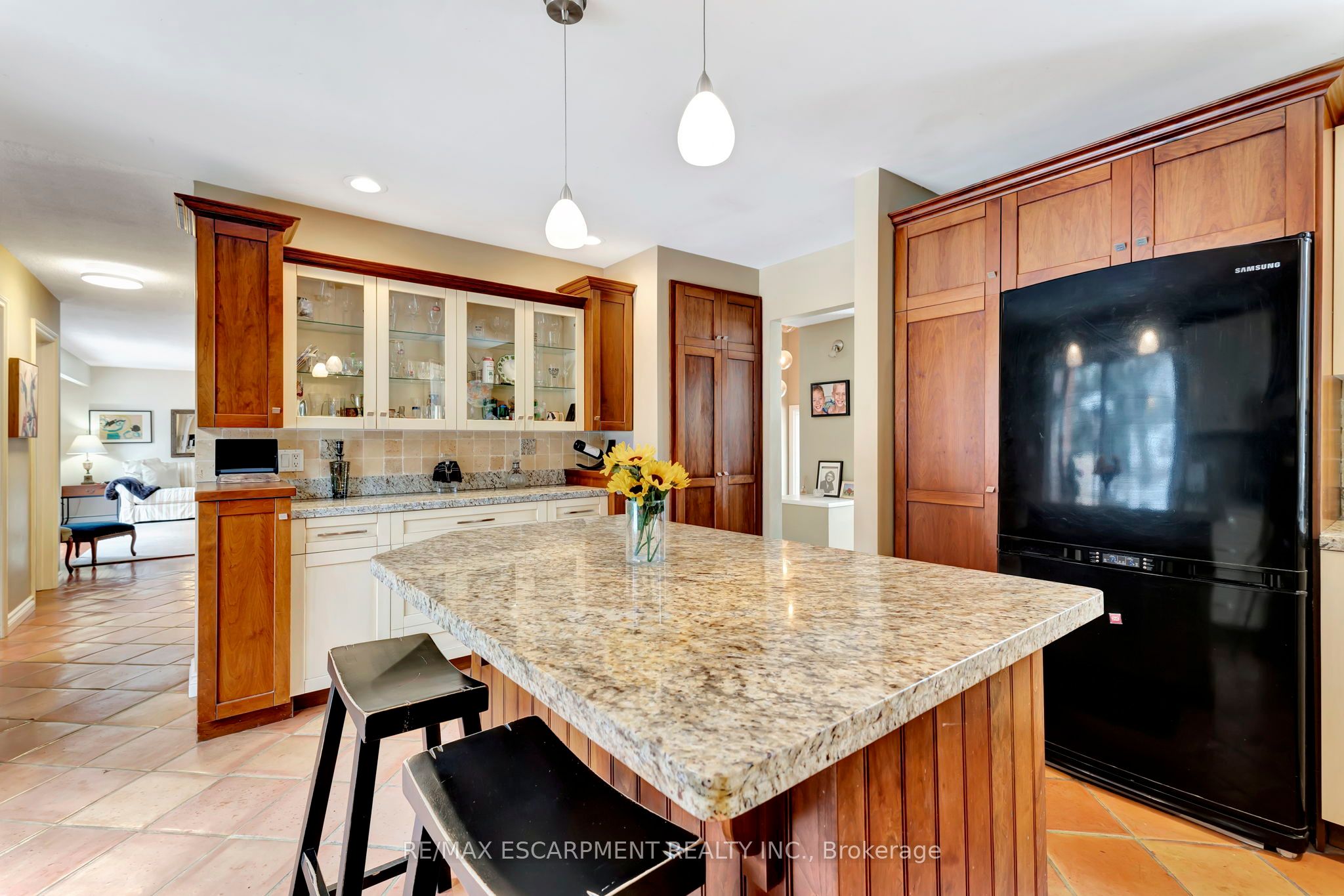 101 Hillcrest Avenue Property Photo 14