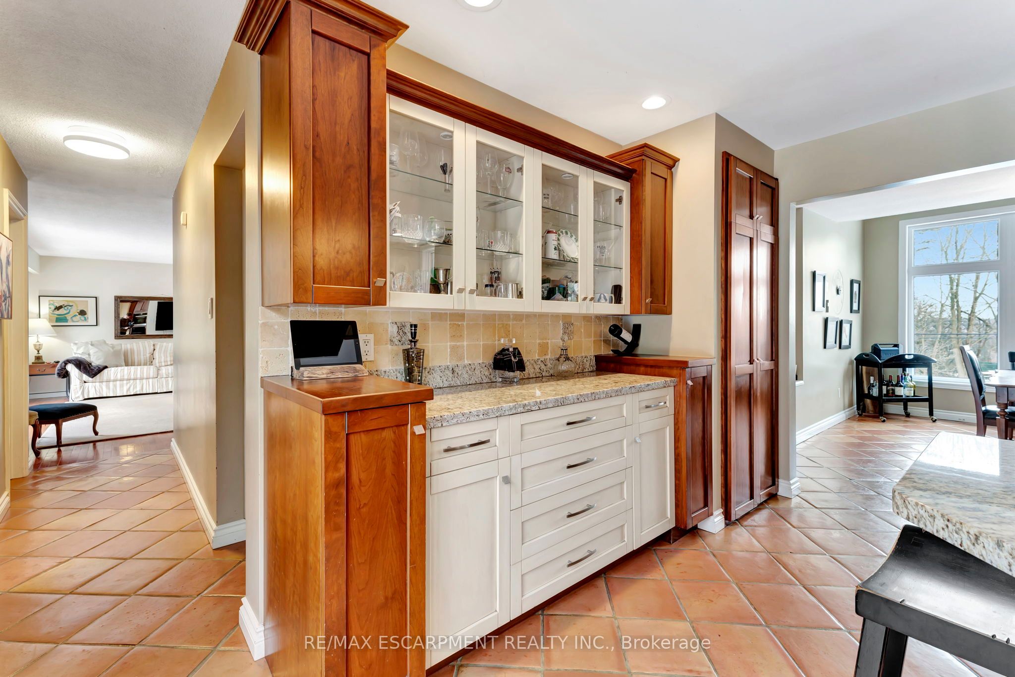 101 Hillcrest Avenue Property Photo 15