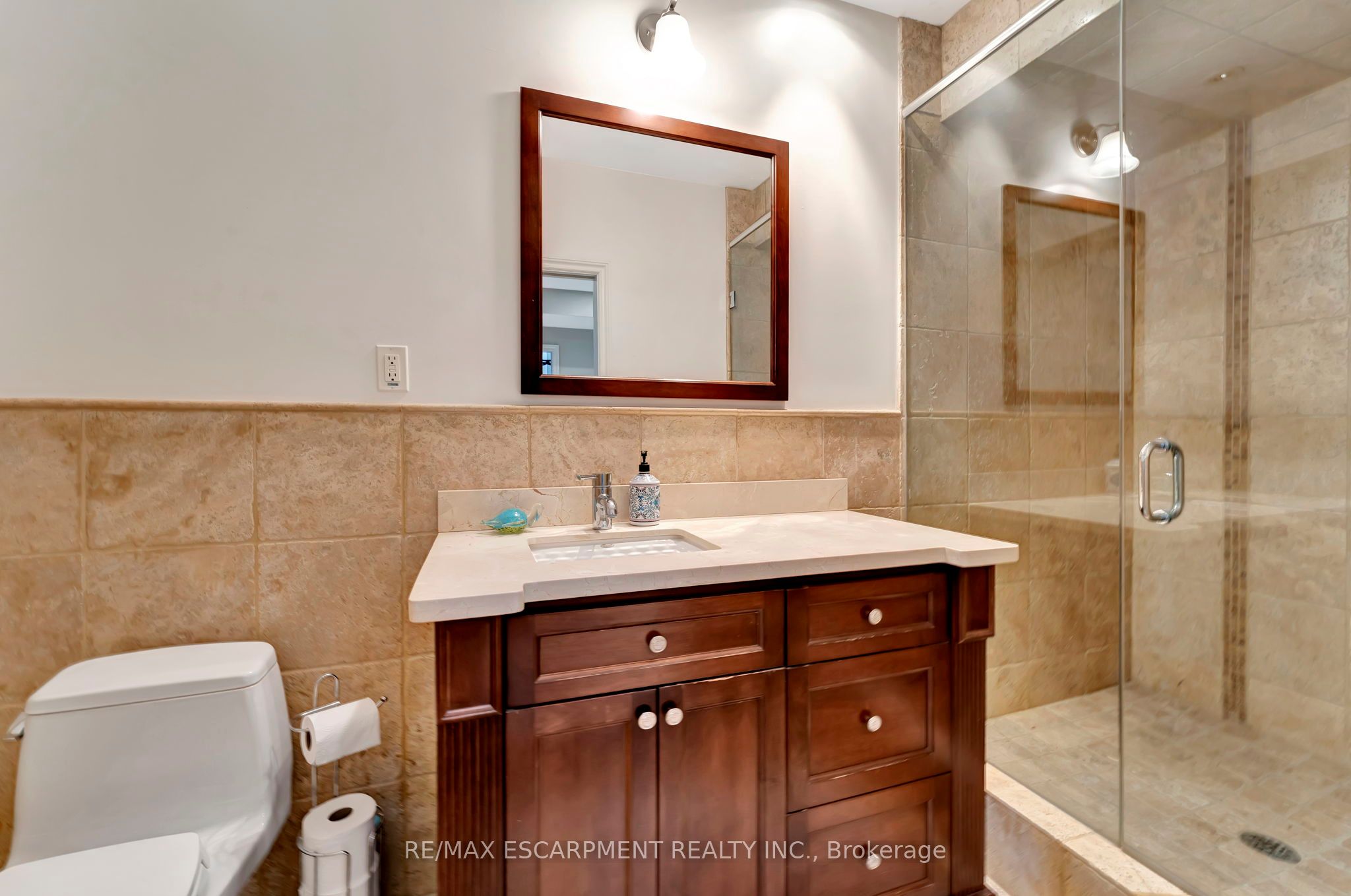 101 Hillcrest Avenue Property Photo 31