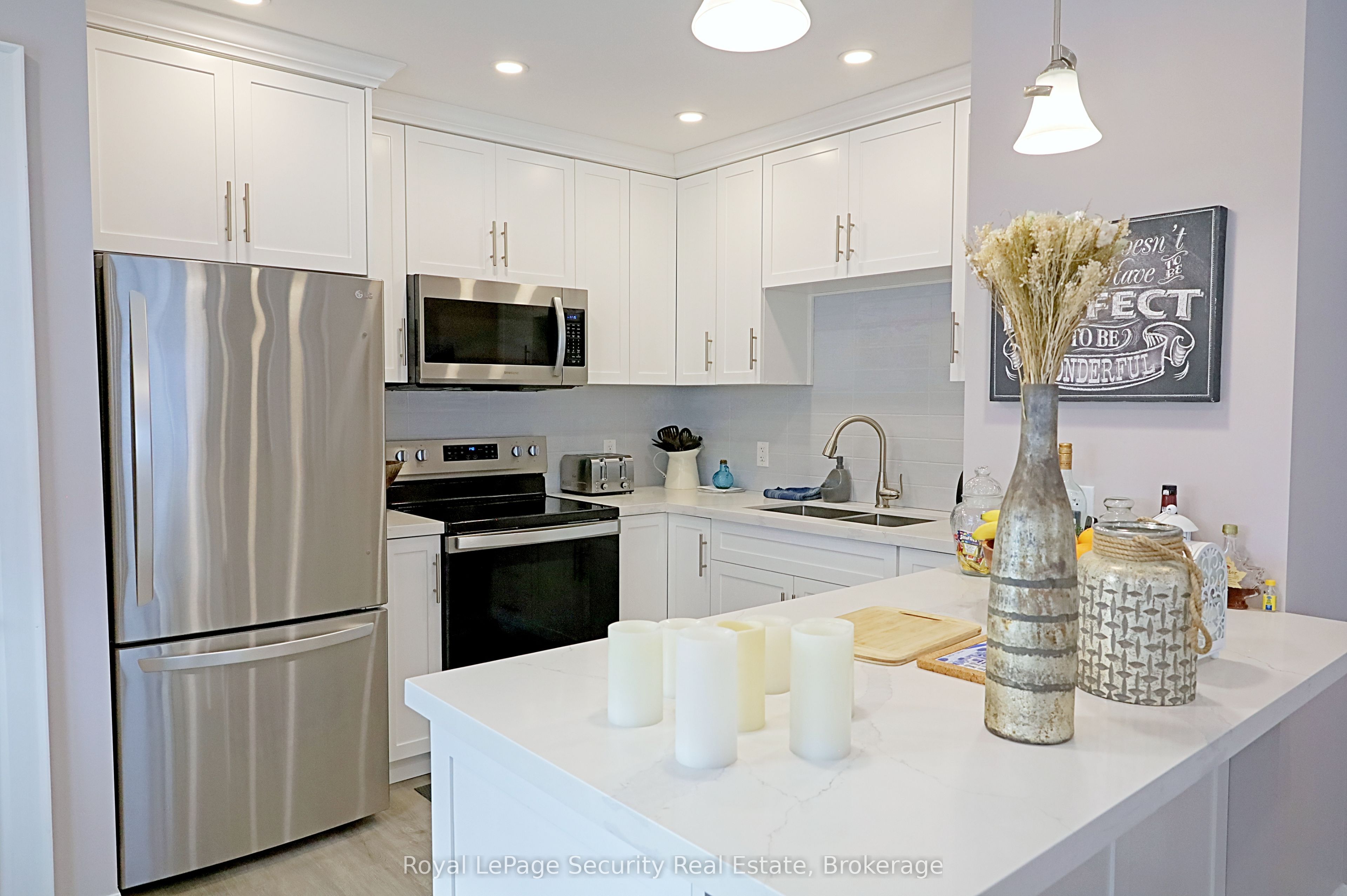 19 Ormonde Ave Property Photo 6