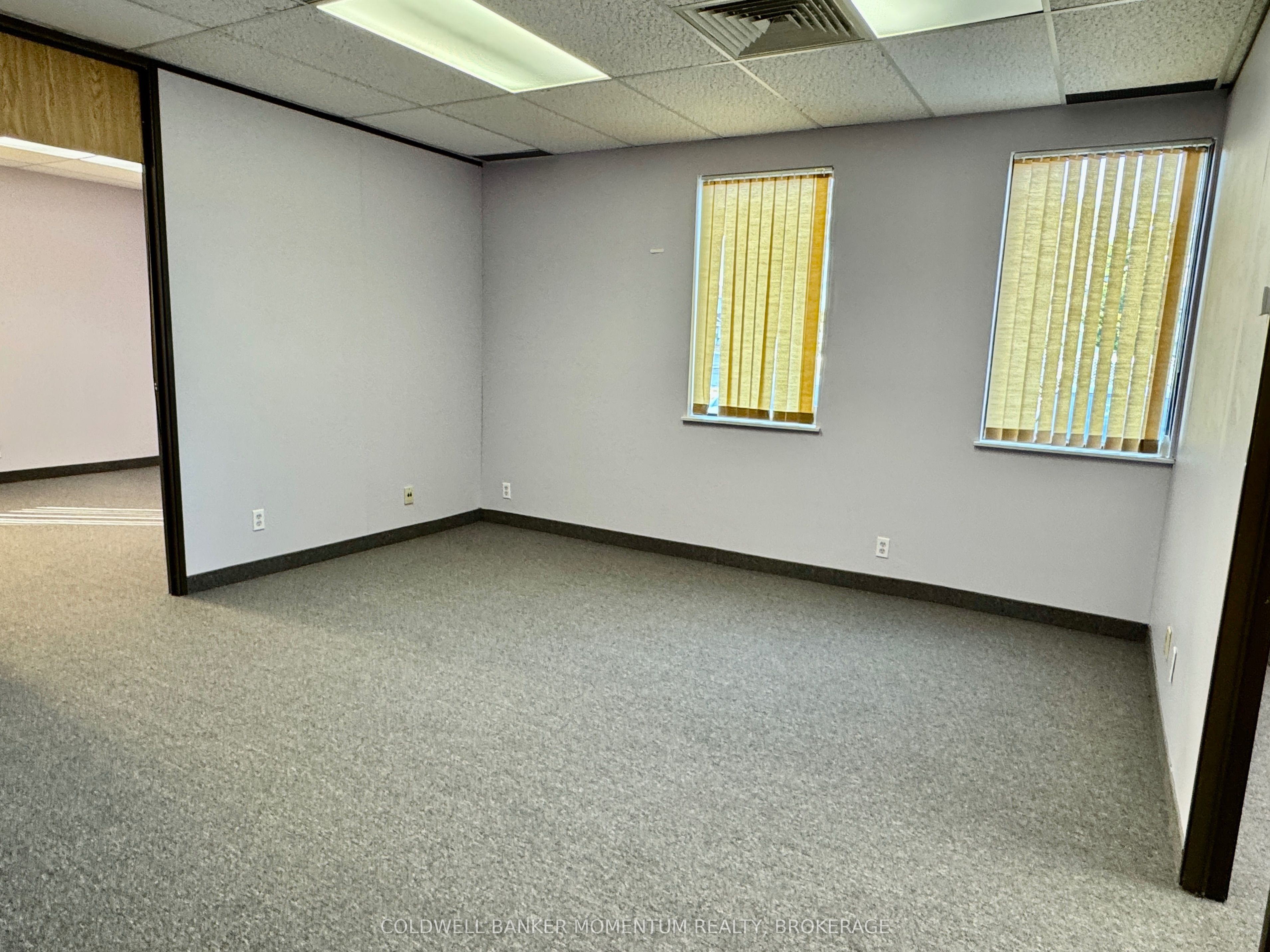 #102 - 4701 St Clair Avenue Property Photo 10