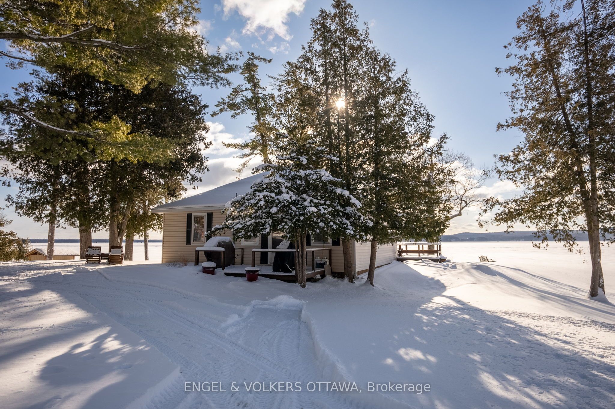 5349 Calabogie Road Property Photo 2
