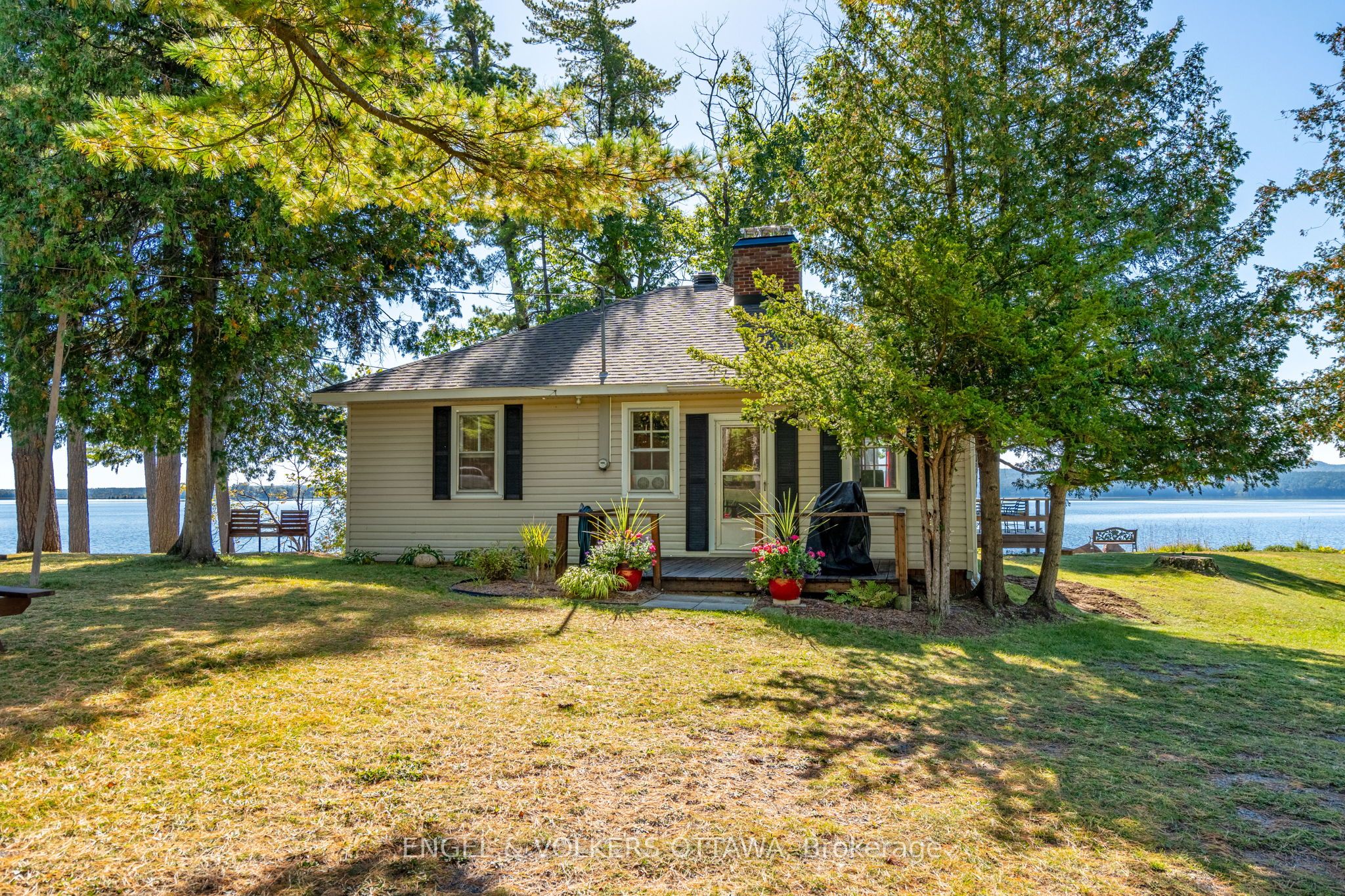 5349 Calabogie Road Property Photo 3