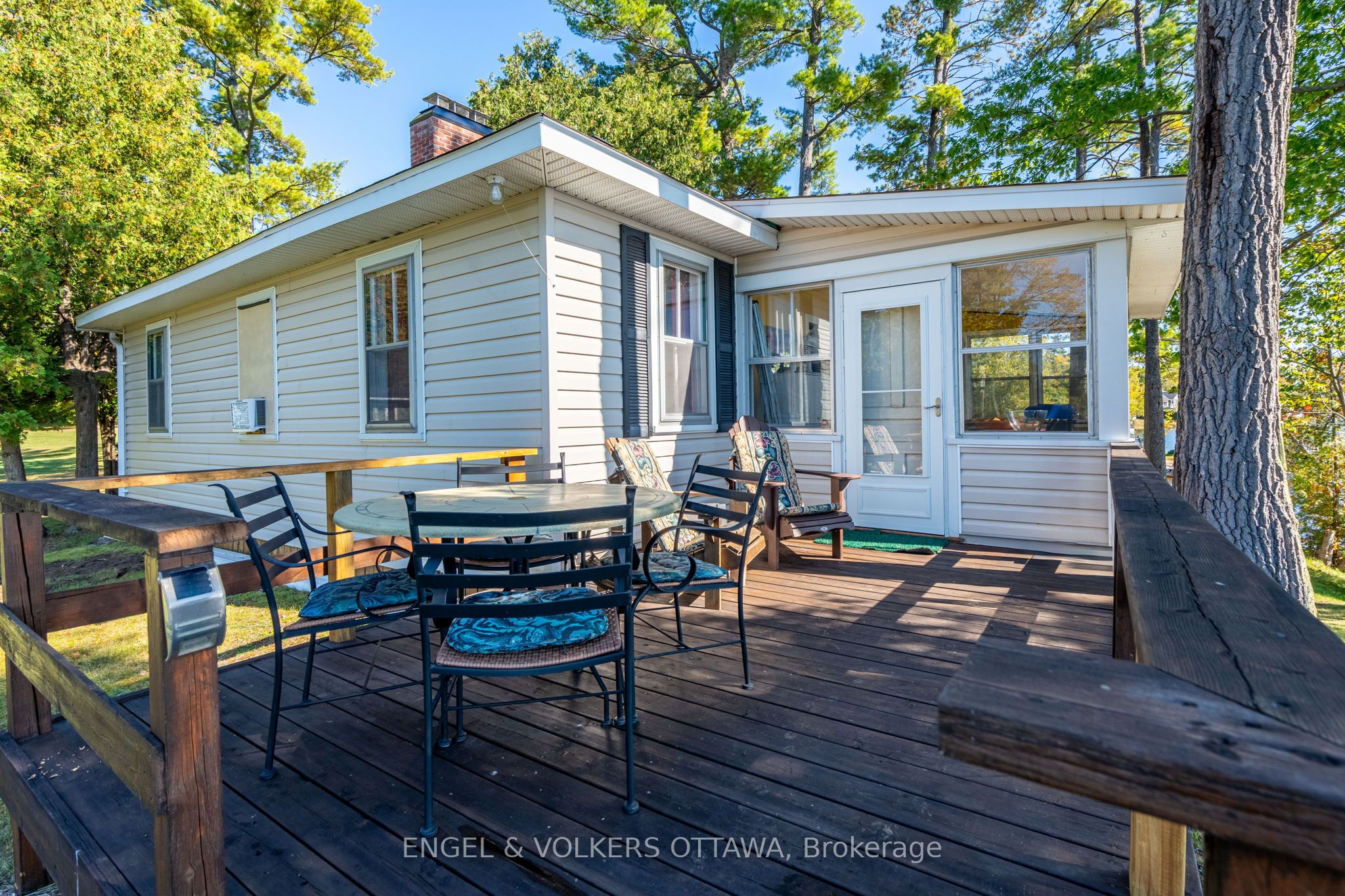 5349 Calabogie Road Property Photo 6